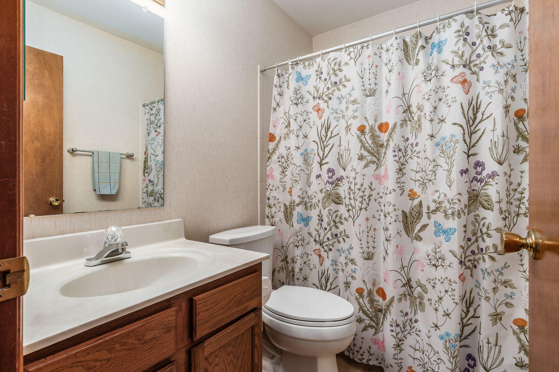 3741 Pleasantbrook Drive