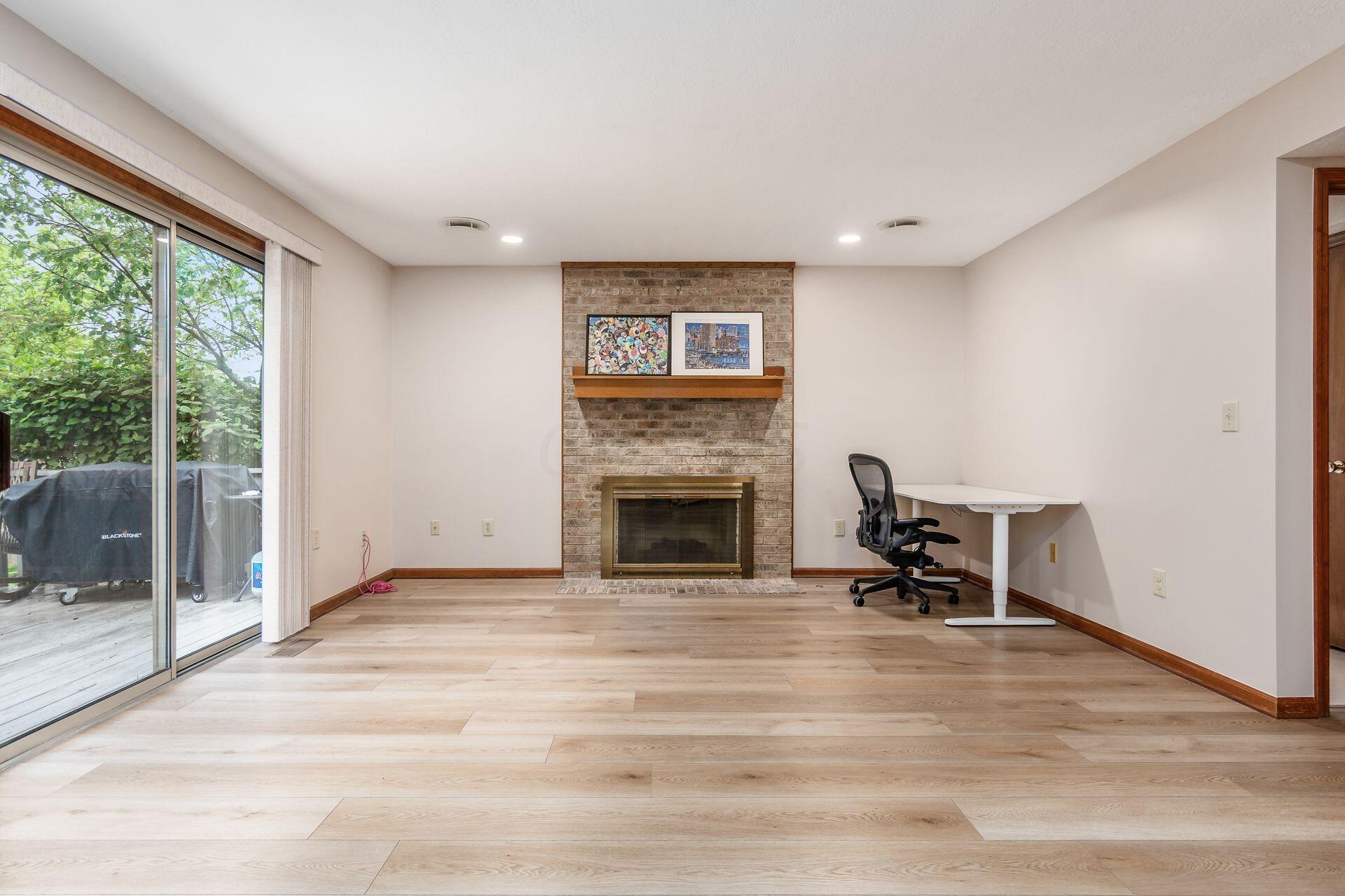 3741 Pleasantbrook Drive