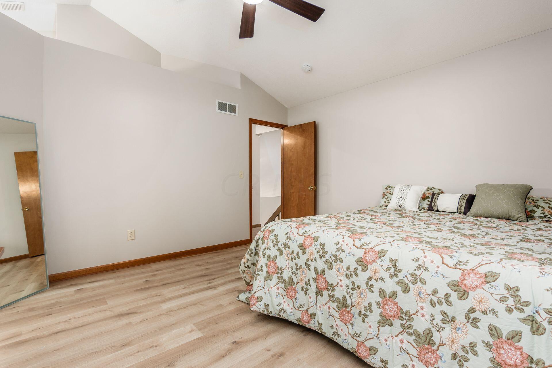 3741 Pleasantbrook Drive