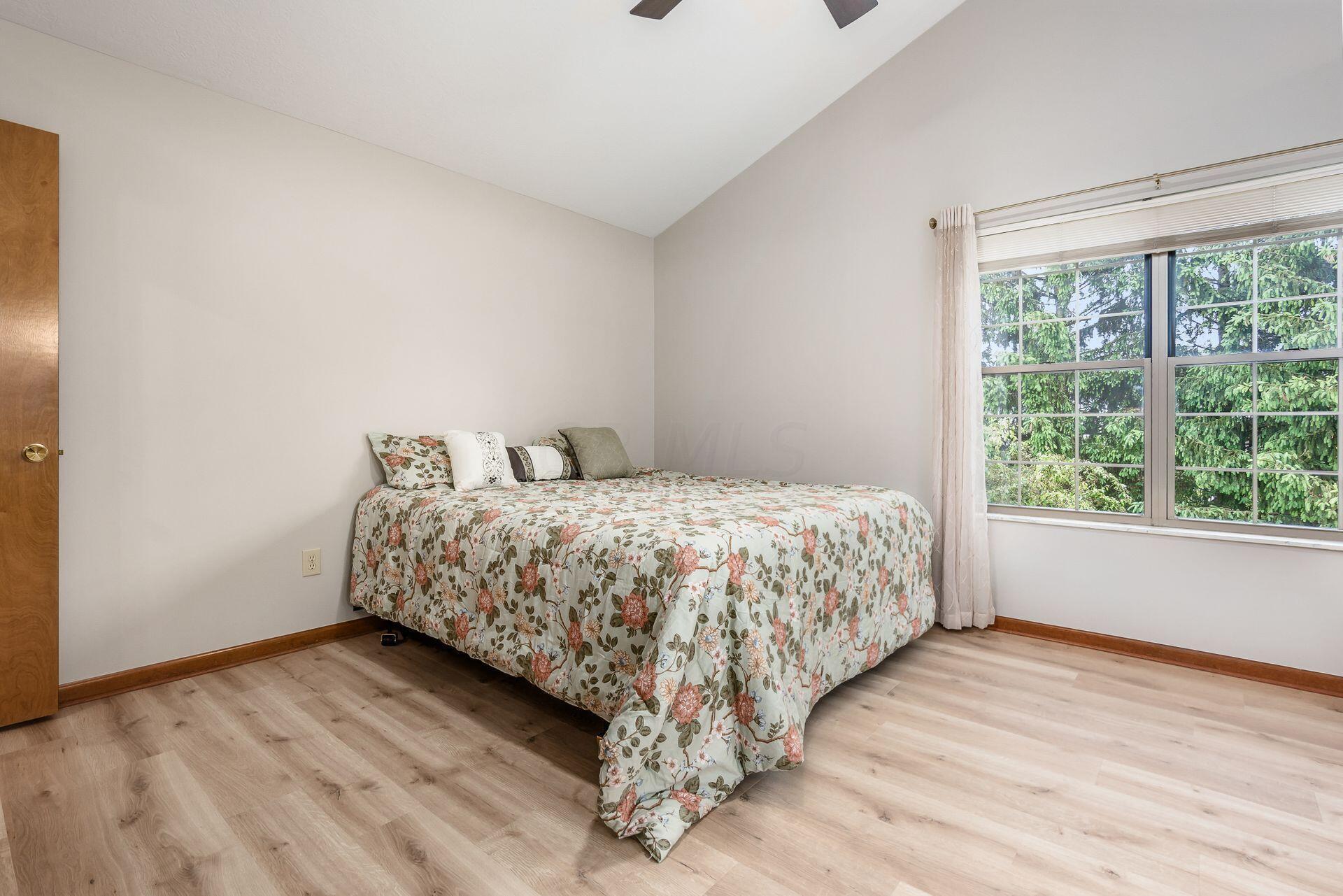 3741 Pleasantbrook Drive