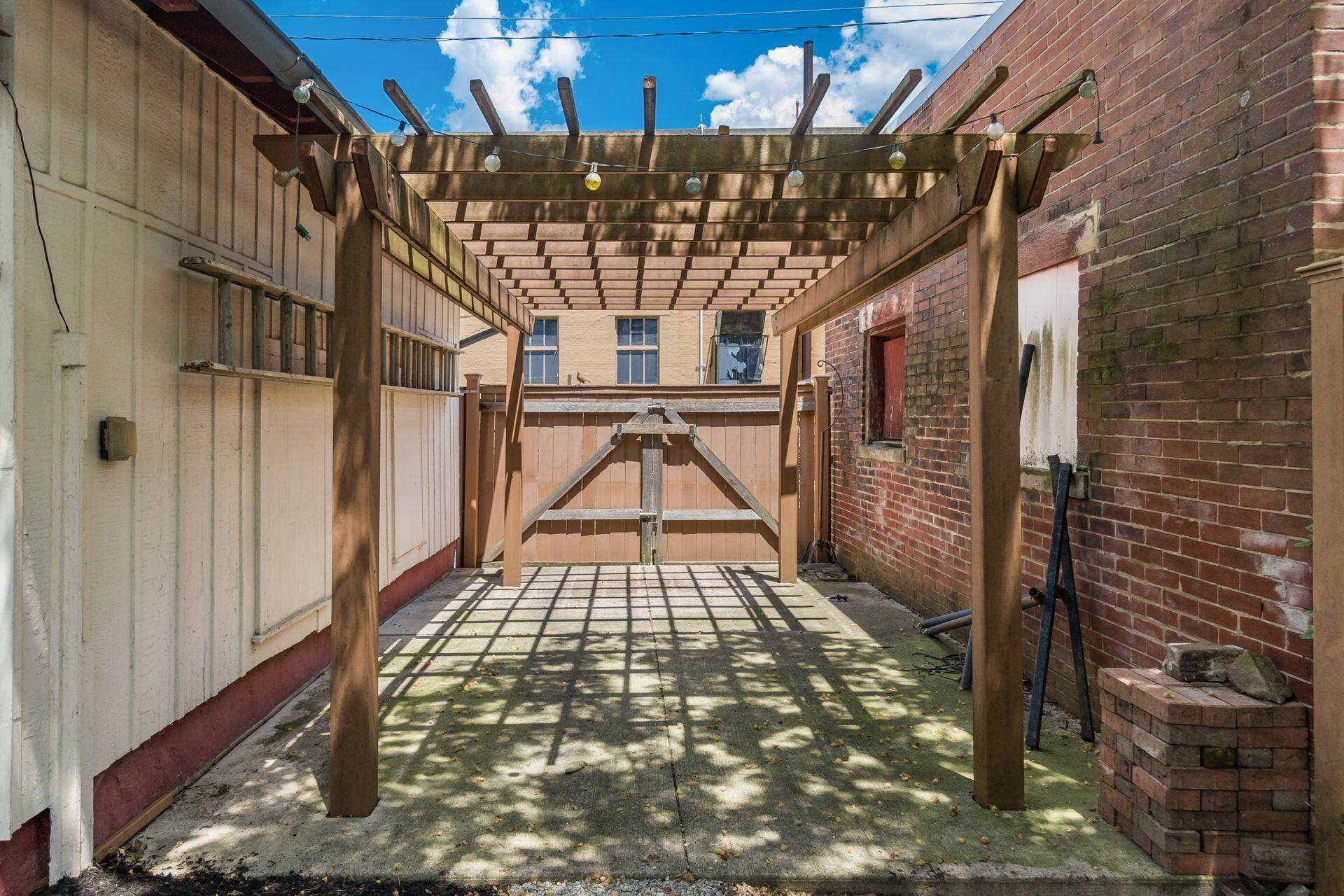 1412 Bryden Road