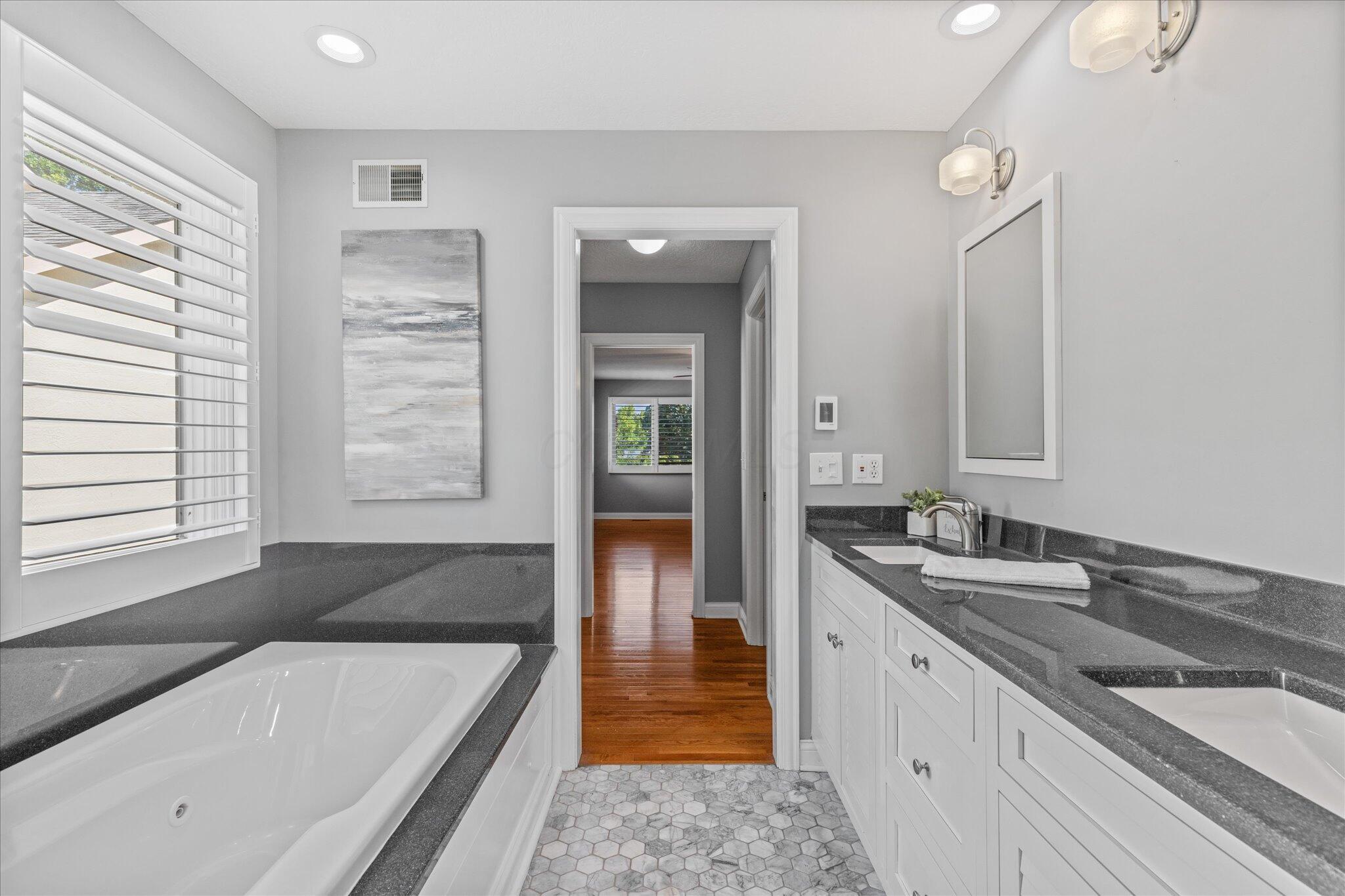 962 Augusta Glen Drive