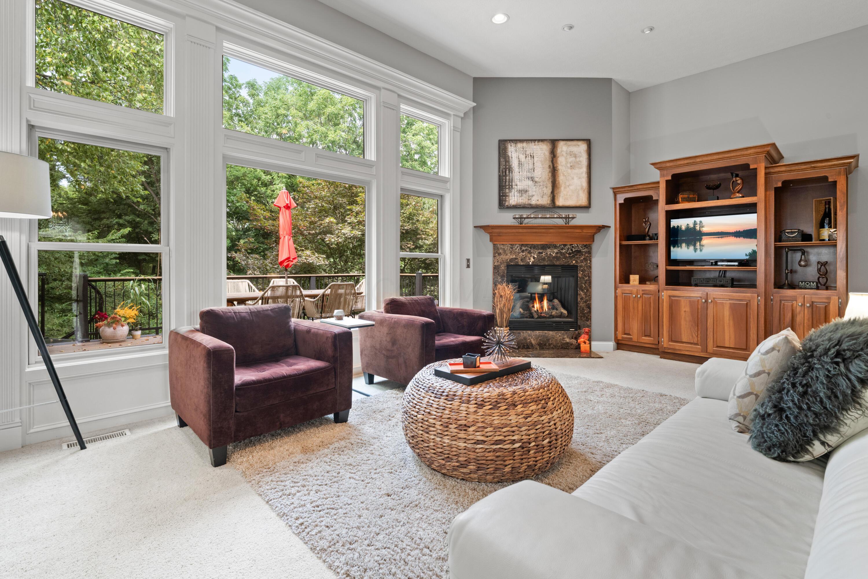 5295 Royal County Down