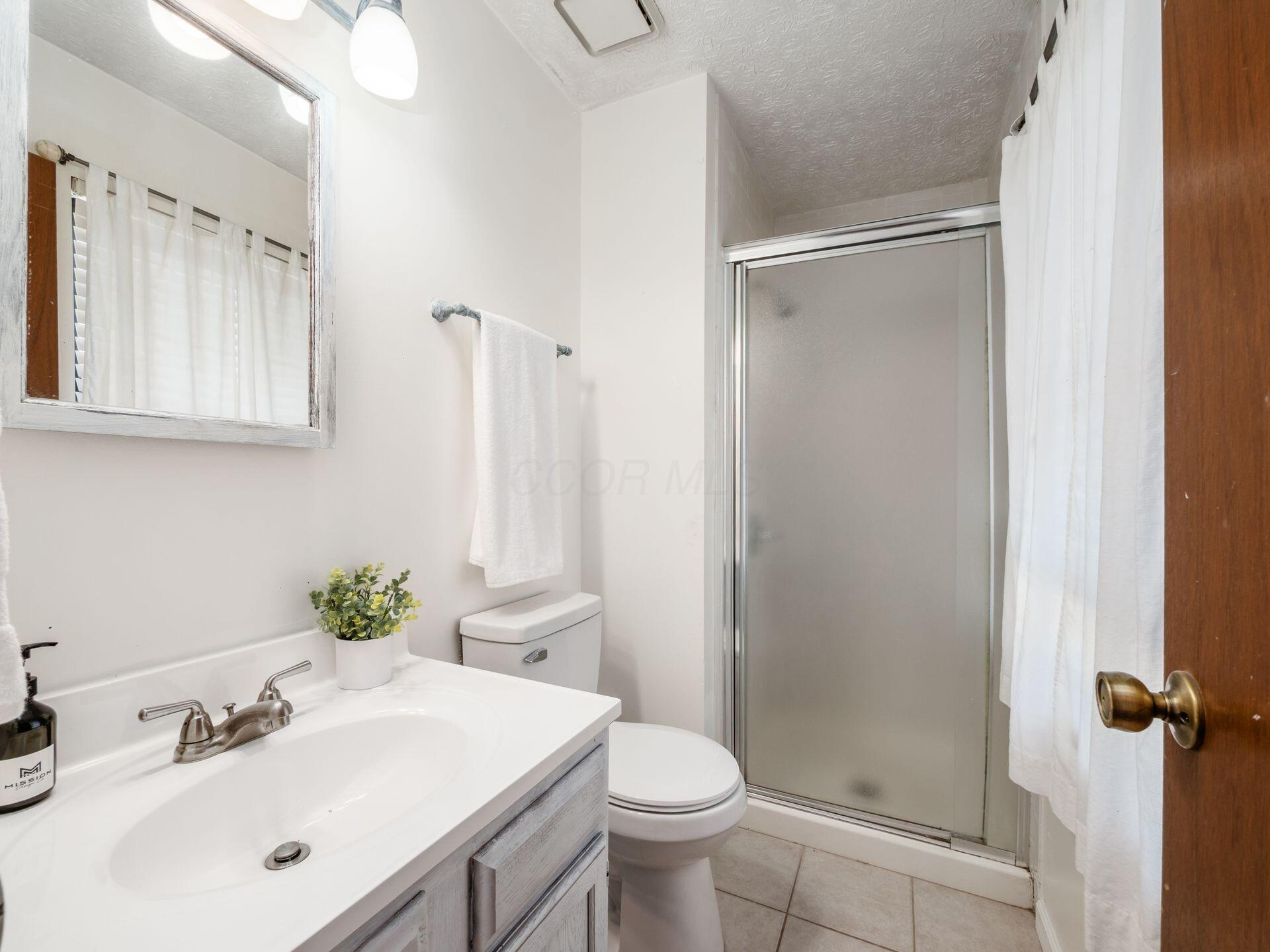 3711 Lifford Court