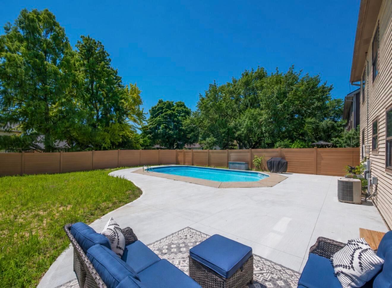 3711 Lifford Court