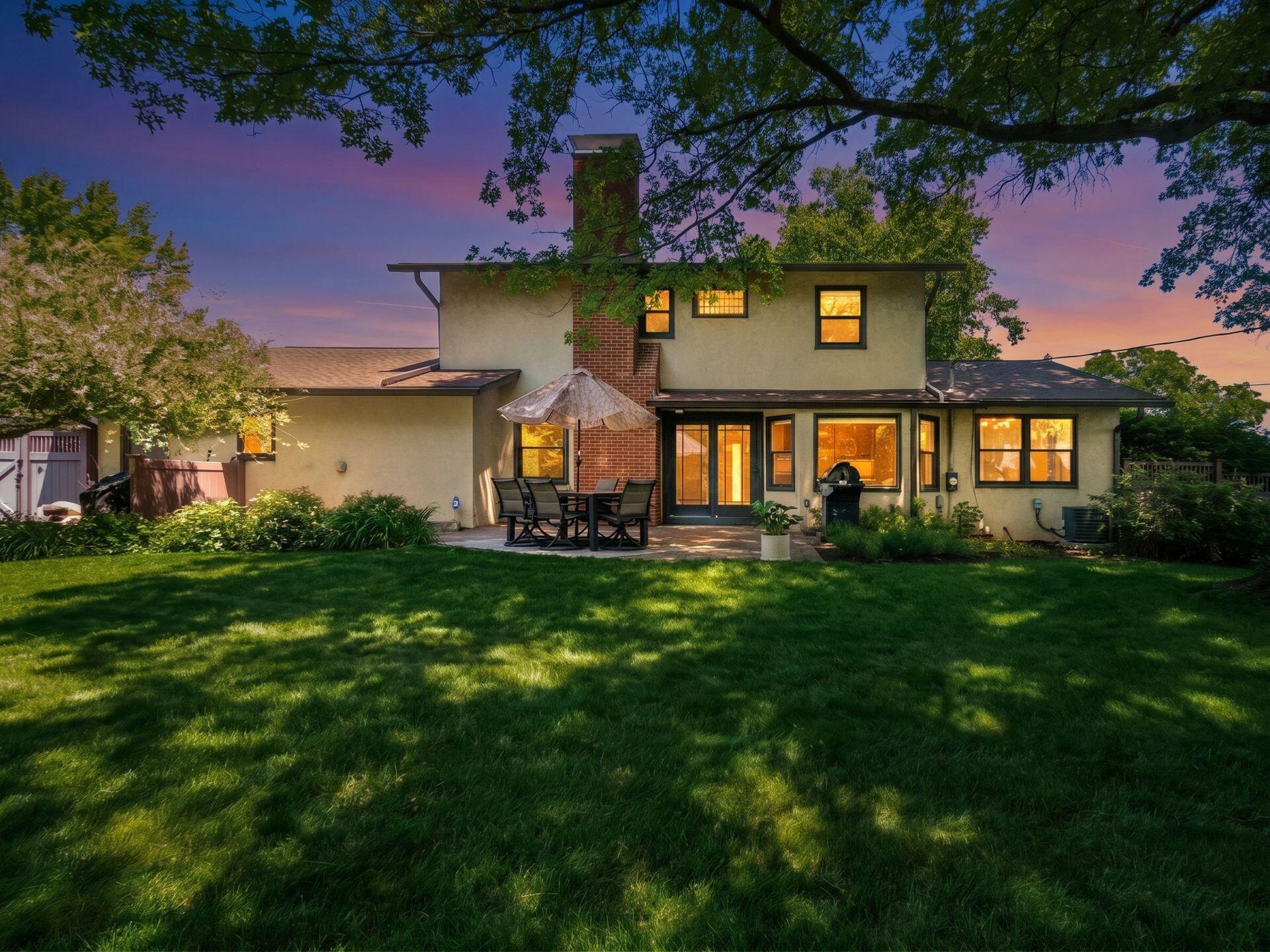 711 Lauraland Drive S