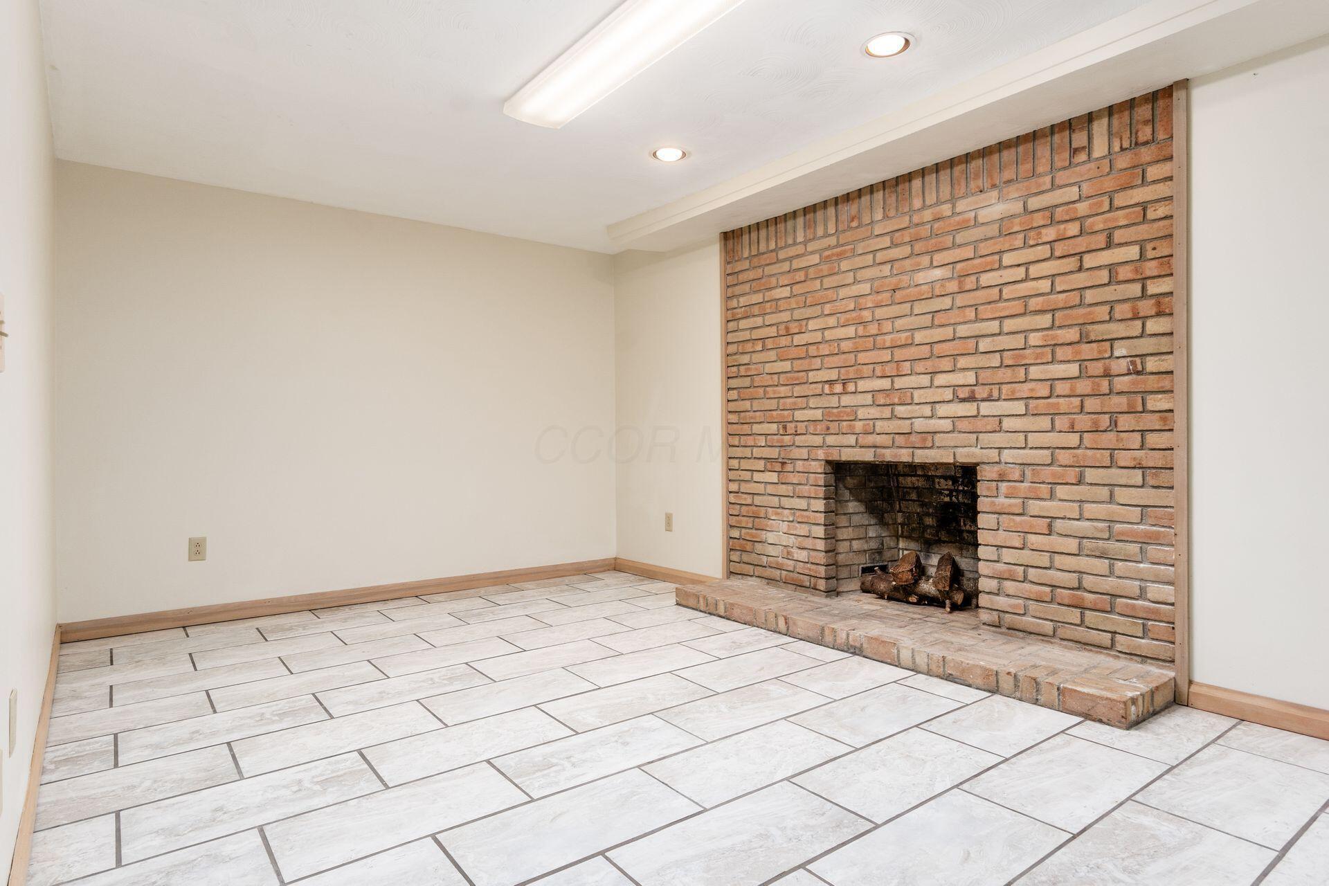 259 Autumn Leaf Court