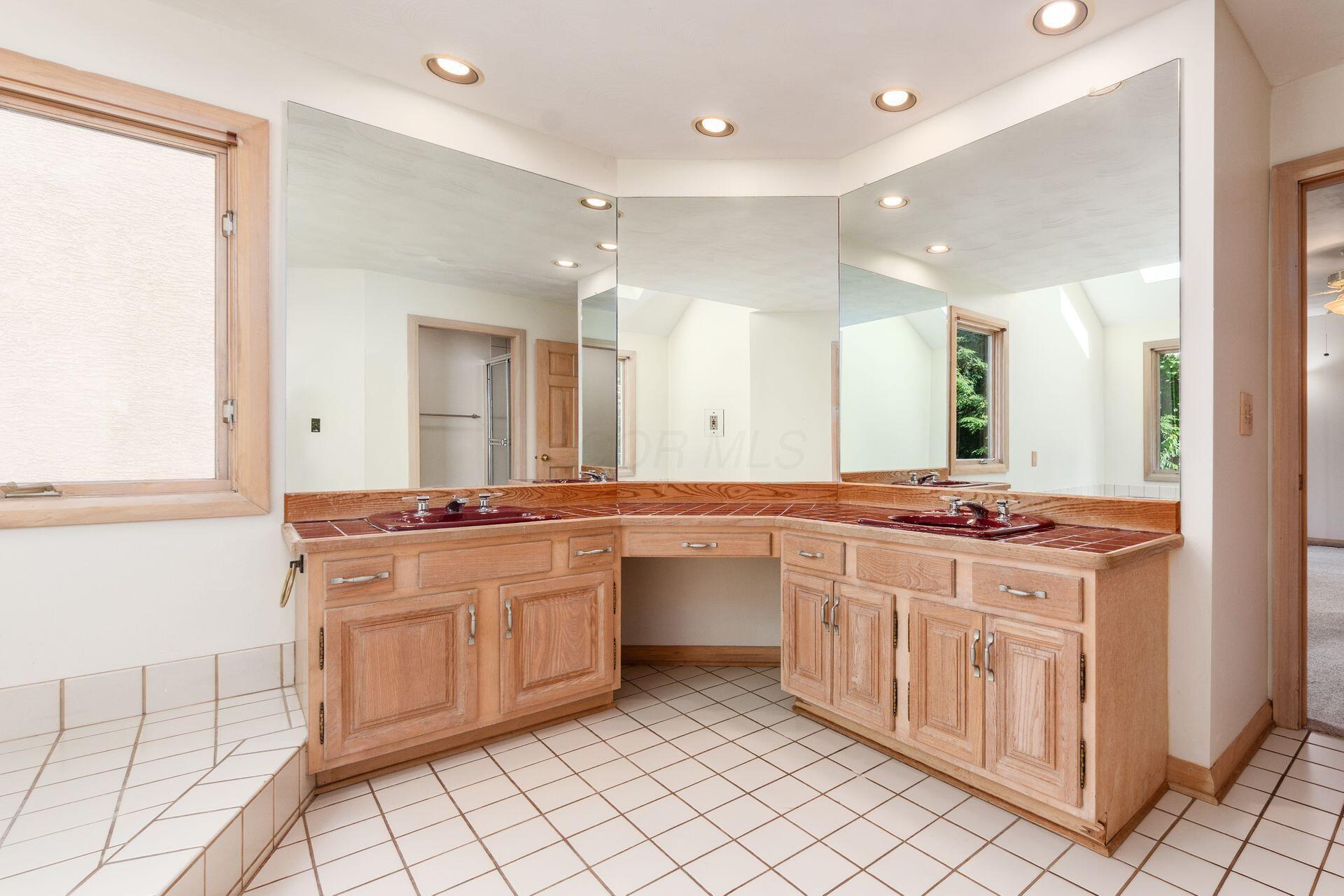 259 Autumn Leaf Court