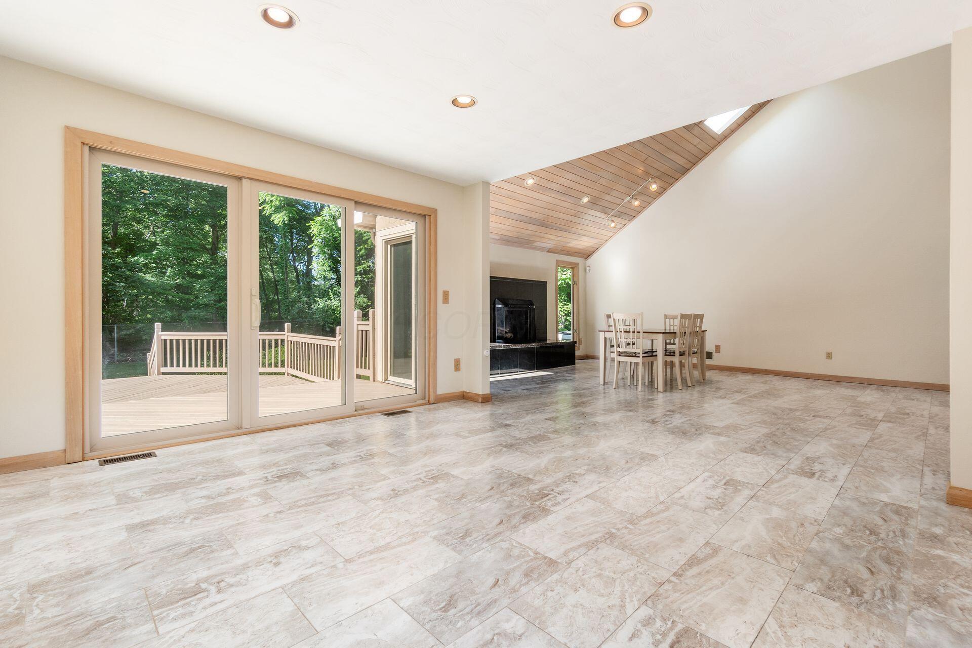 259 Autumn Leaf Court