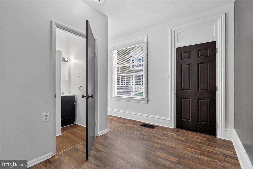 115 E LOCUST STREET