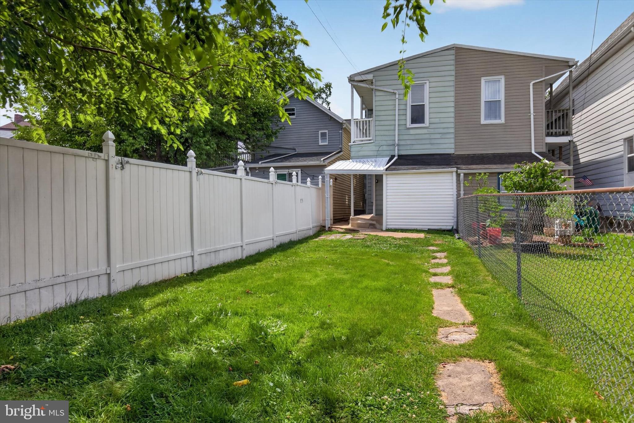 115 E LOCUST STREET