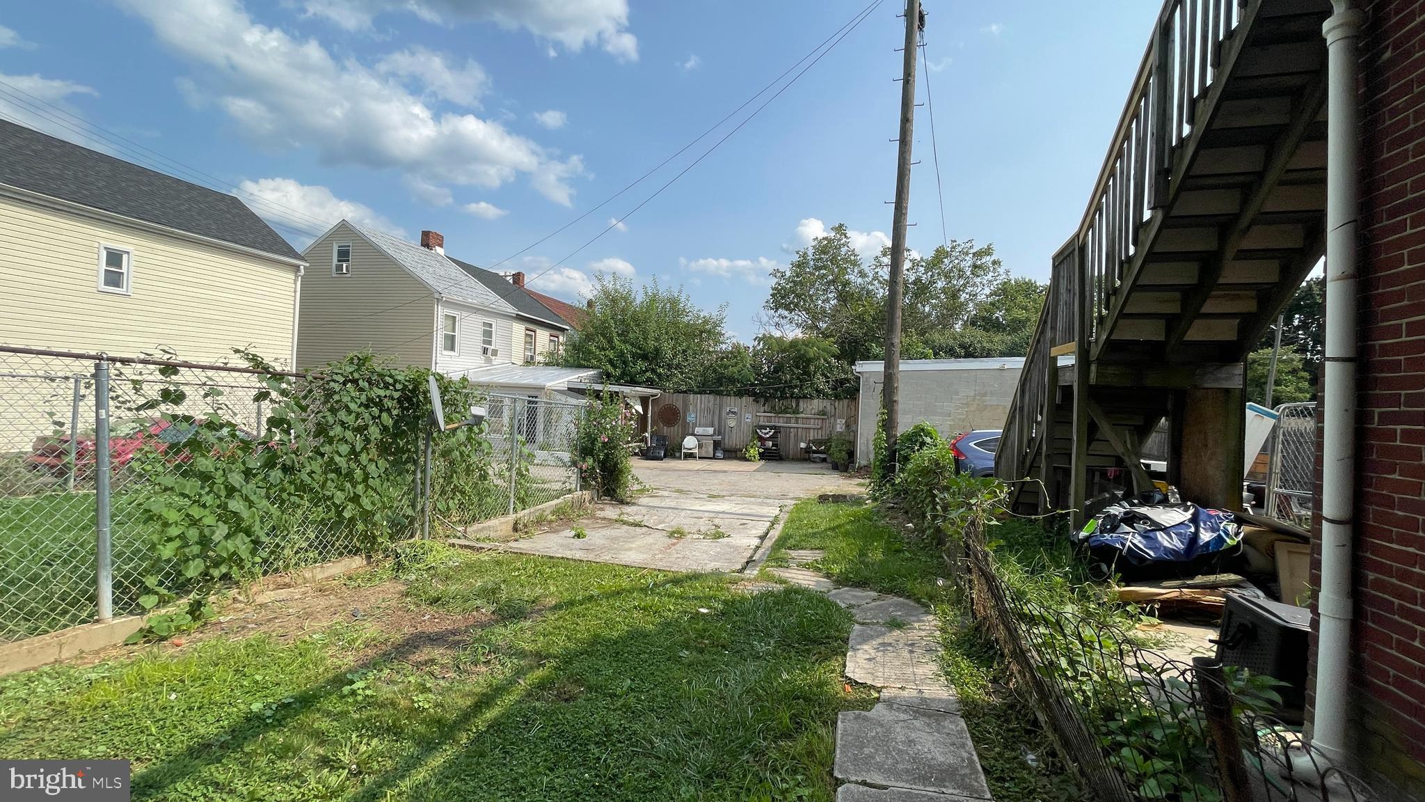 506 W PRINCESS STREET