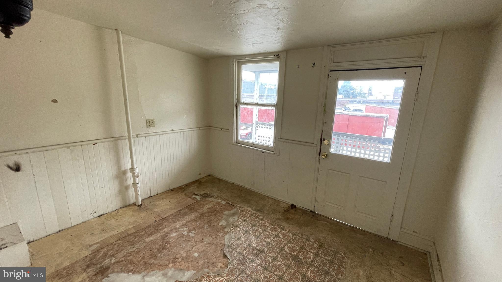 26 N WEST STREET