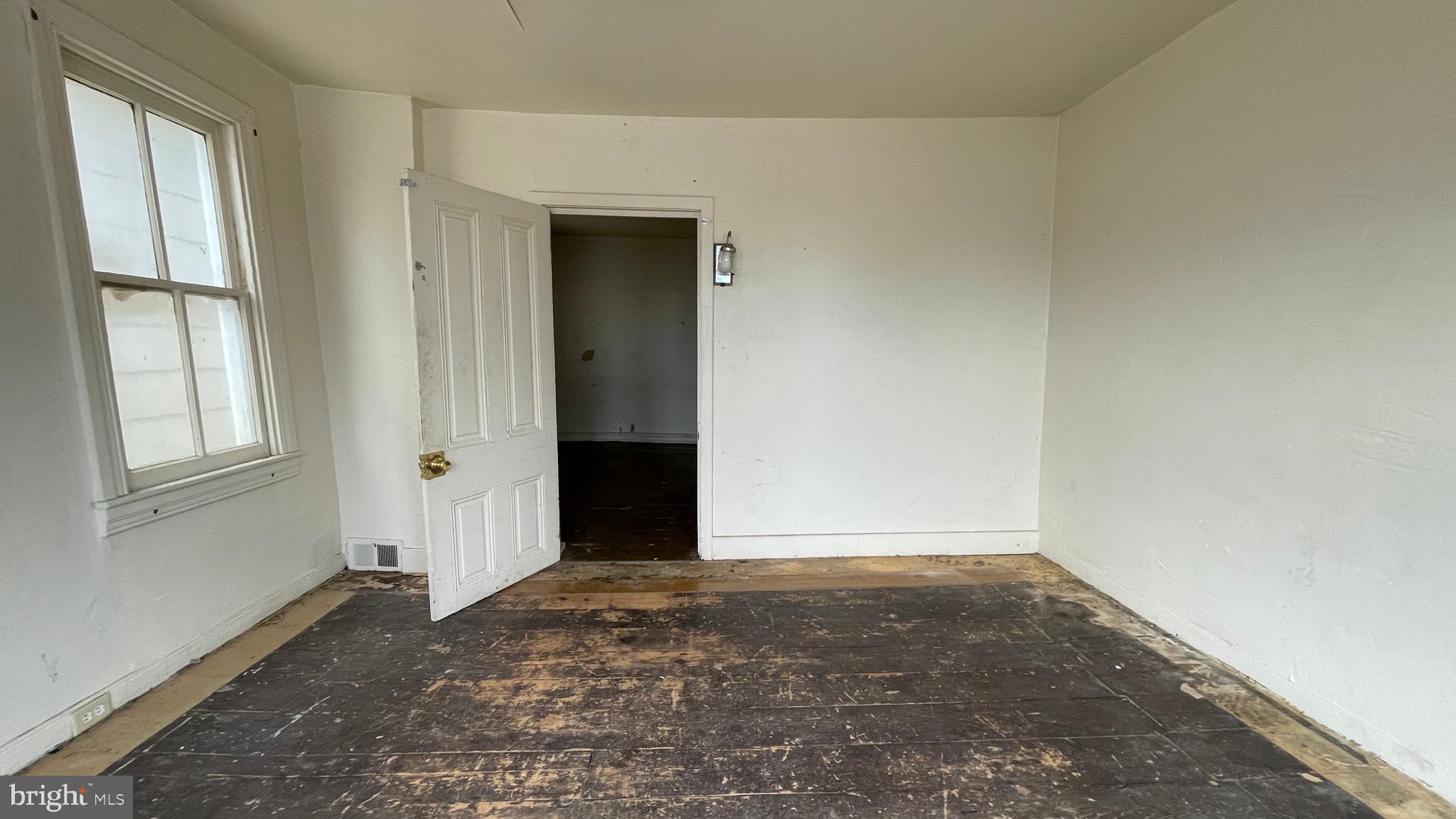 26 N WEST STREET
