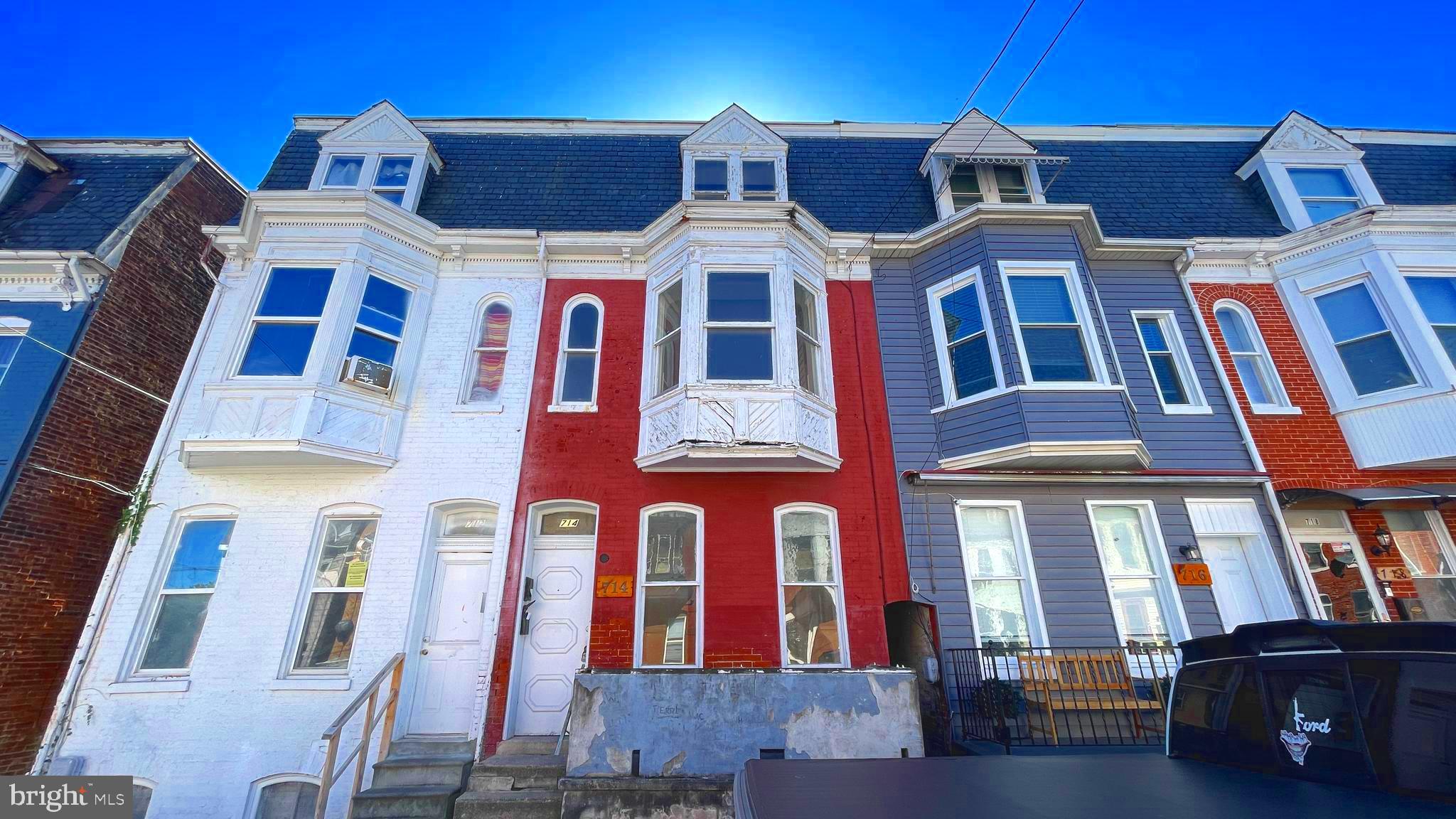 714 W PHILADELPHIA STREET