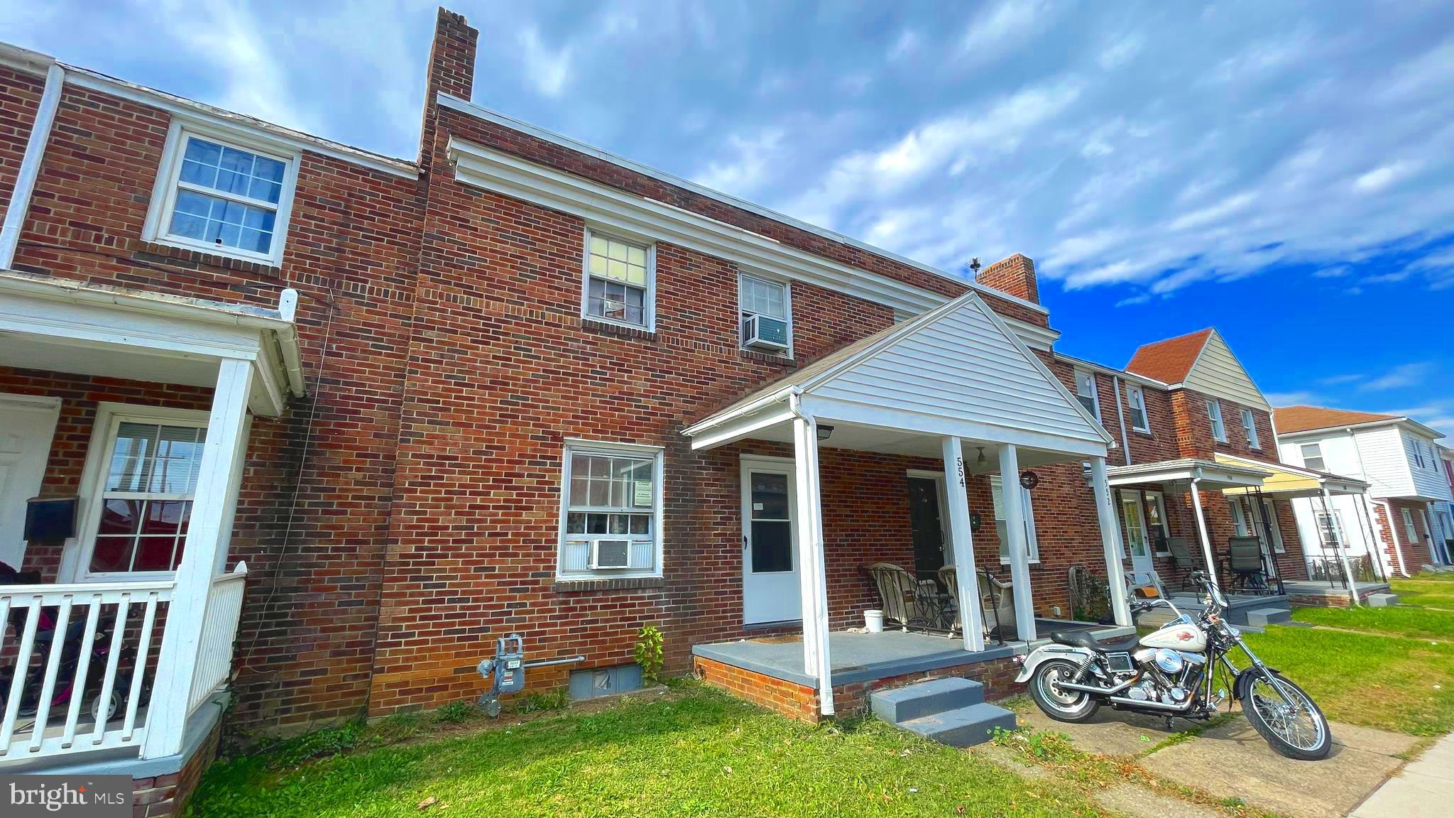554 WILSON COURT