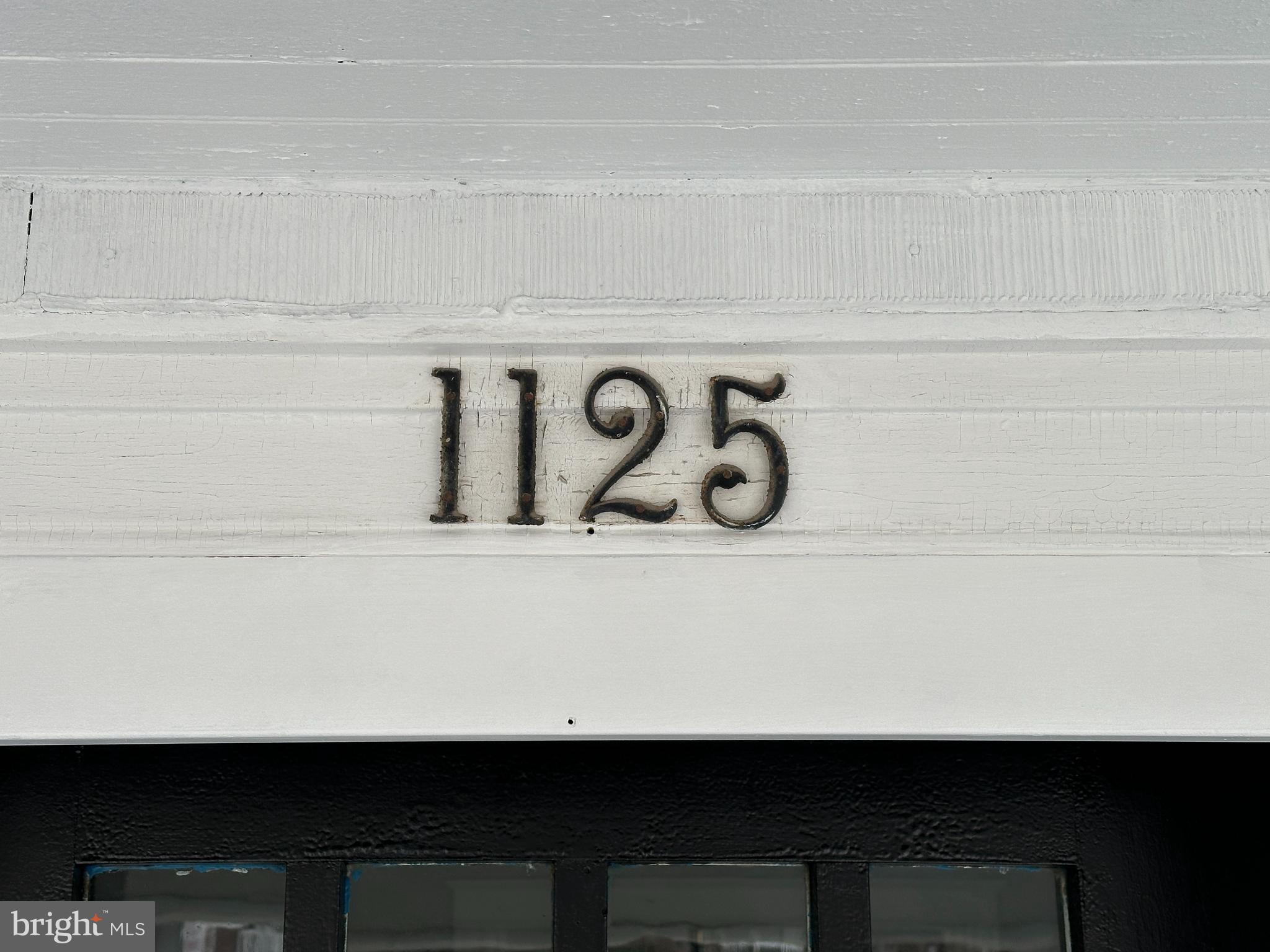 1125 W PRINCESS STREET