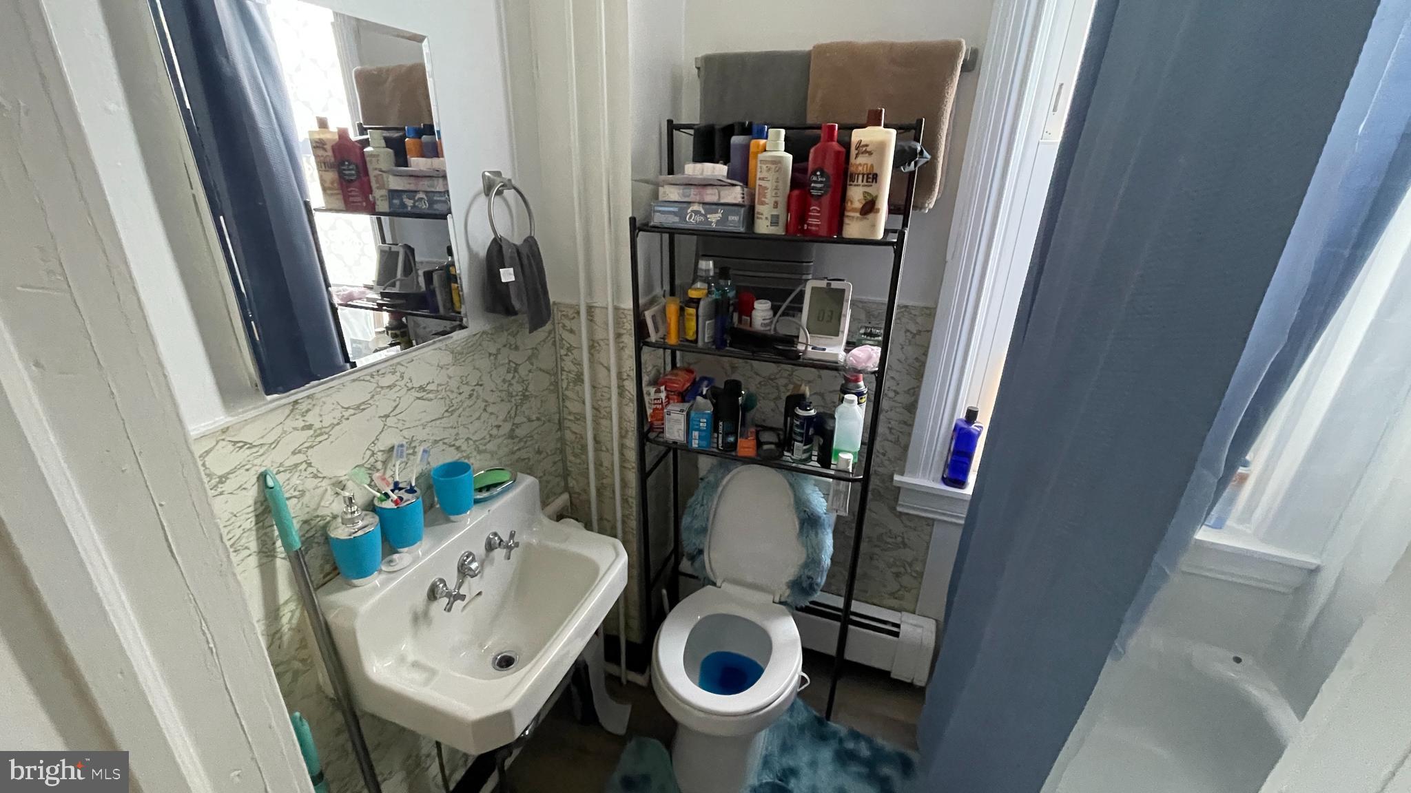 434 N PERSHING AVENUE