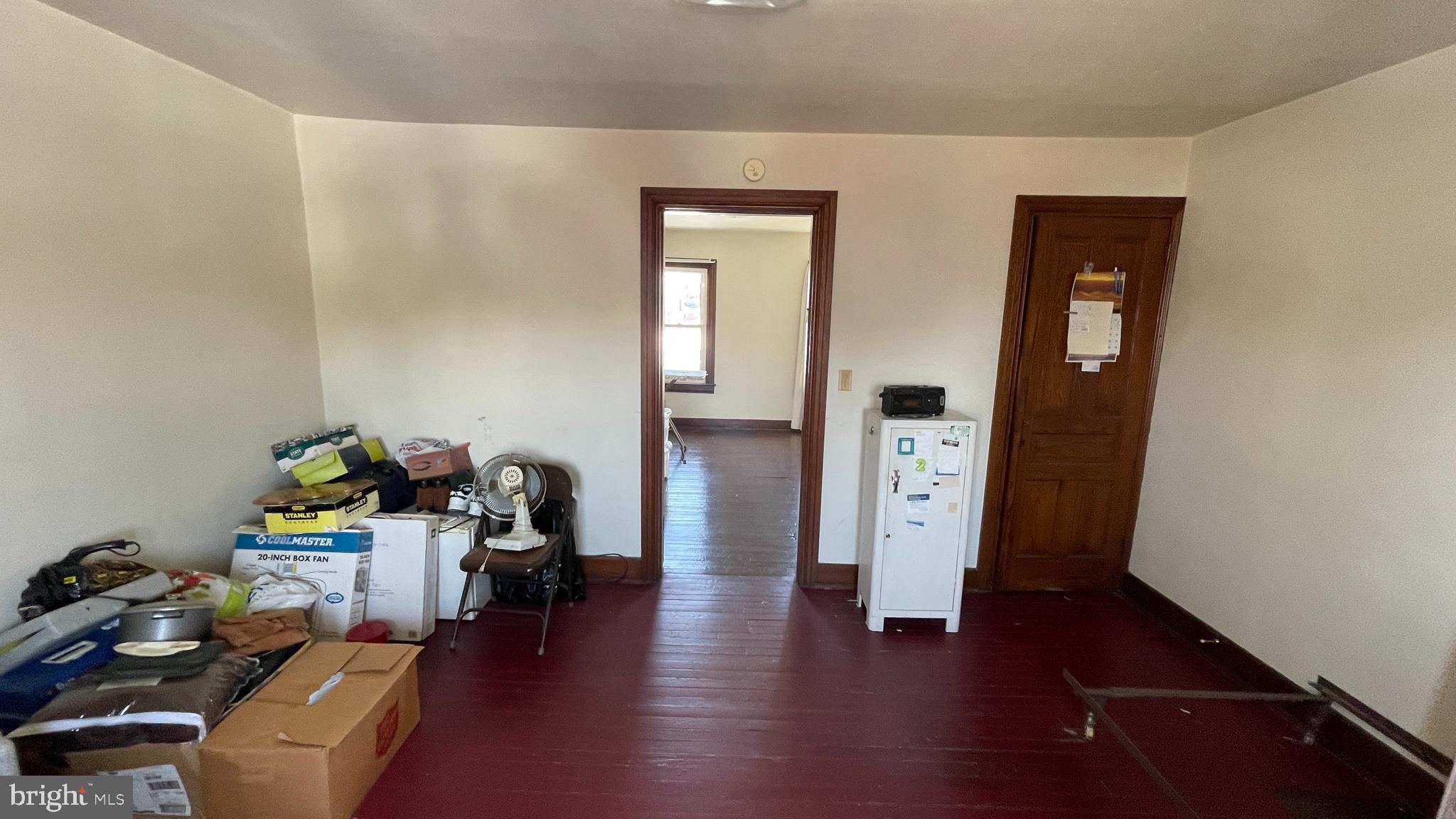 434 N PERSHING AVENUE