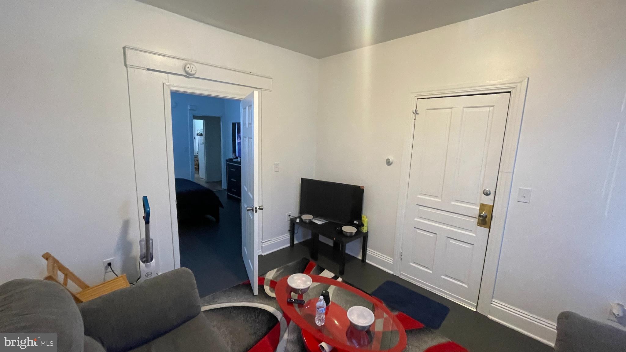 434 N PERSHING AVENUE