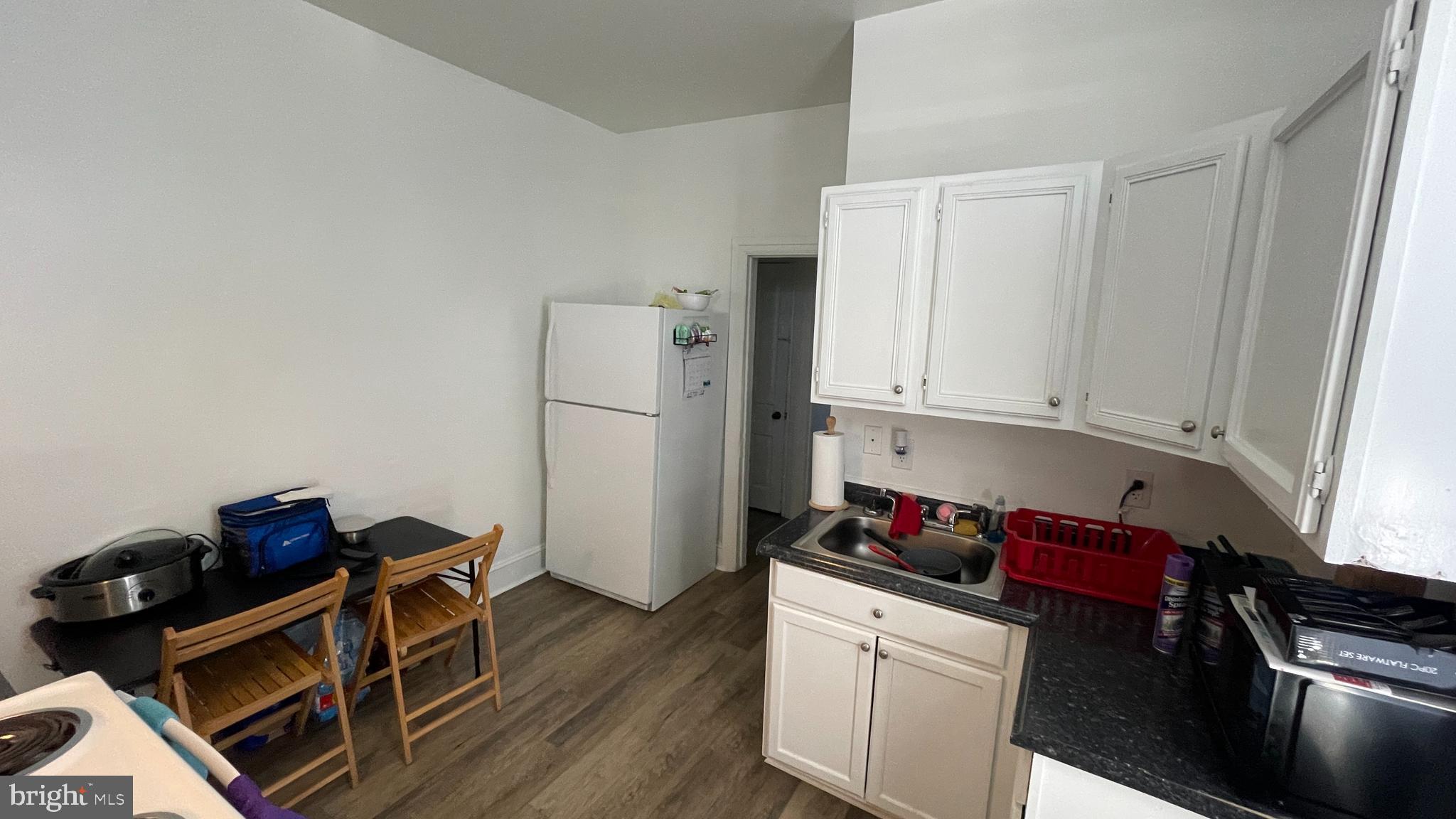 434 N PERSHING AVENUE