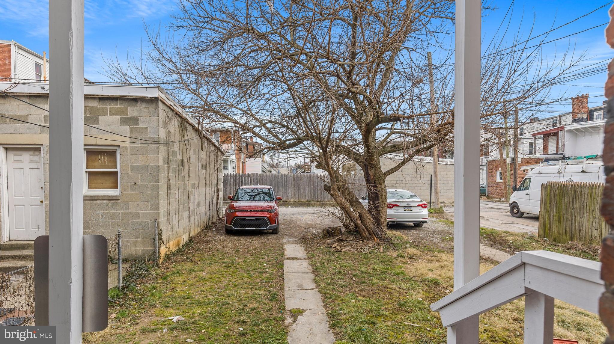 109 S RICHLAND AVENUE