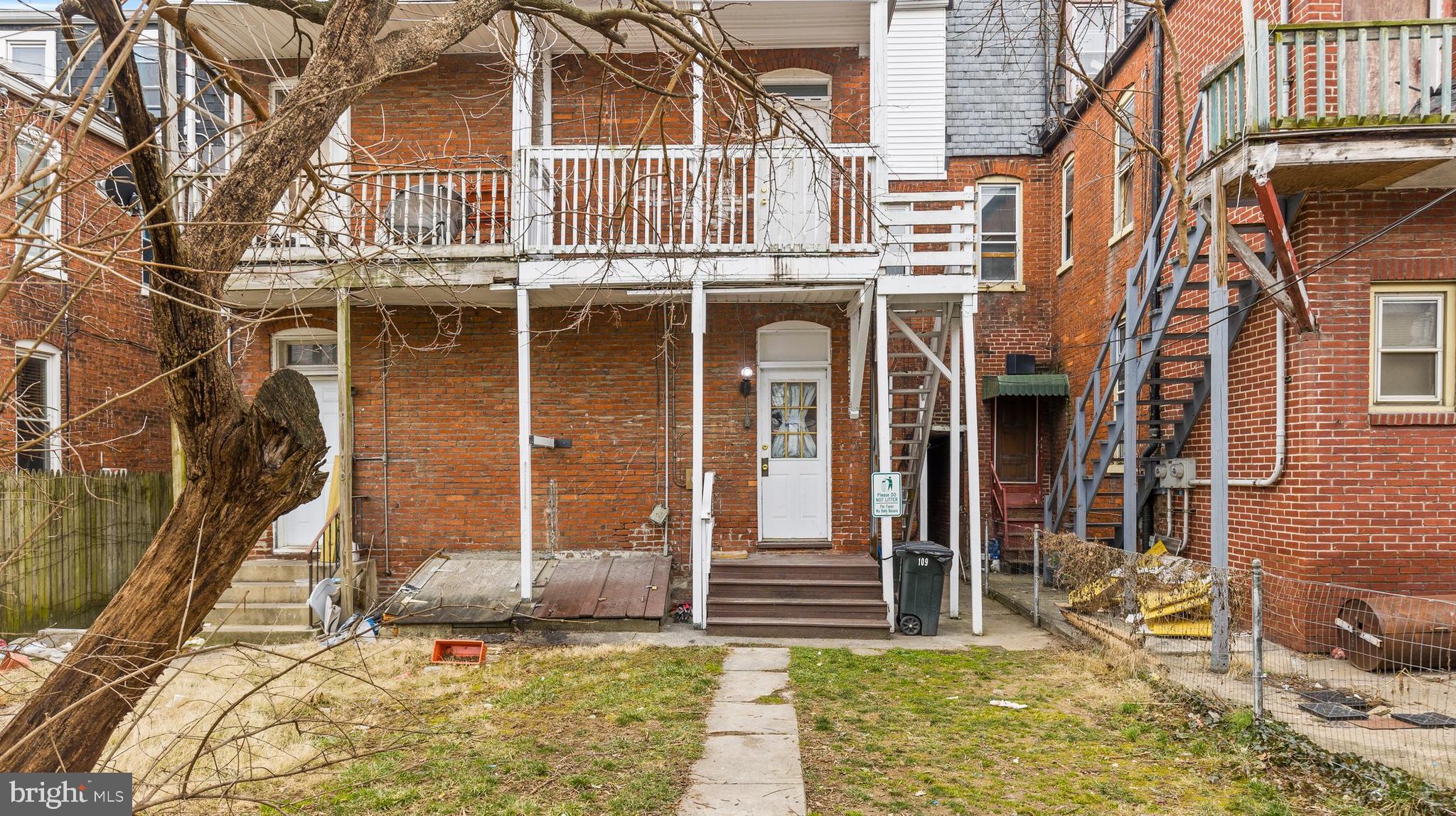 109 S RICHLAND AVENUE