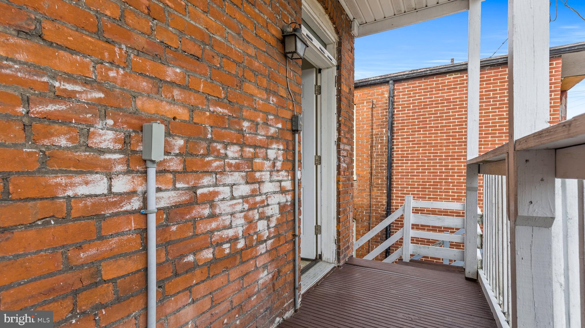 109 S RICHLAND AVENUE