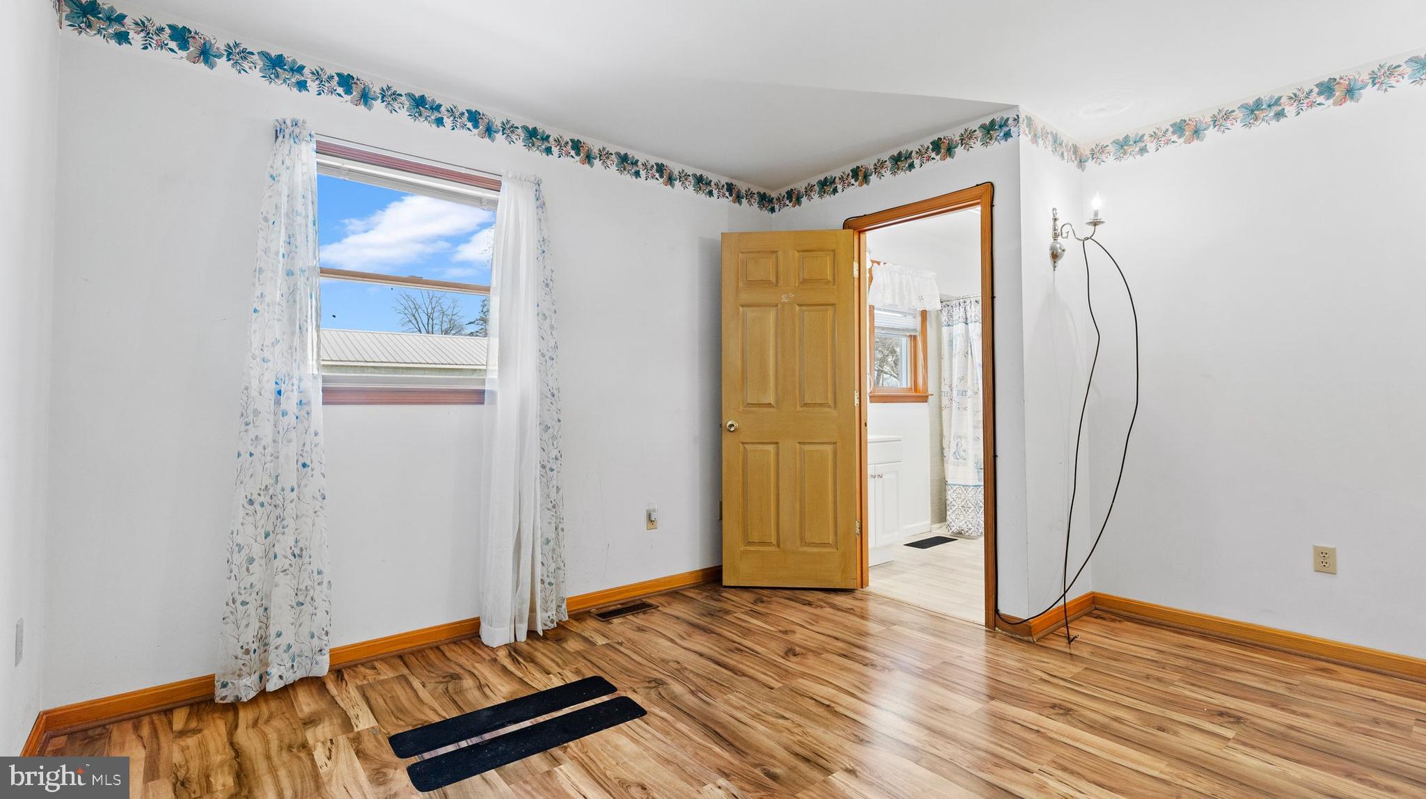 921 STOVERSTOWN ROAD