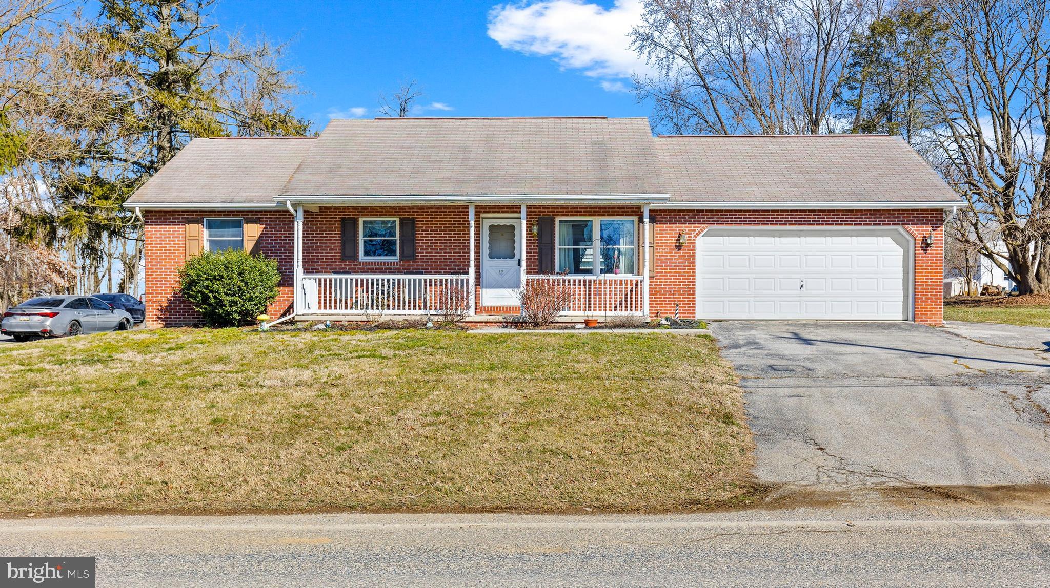 921 STOVERSTOWN ROAD