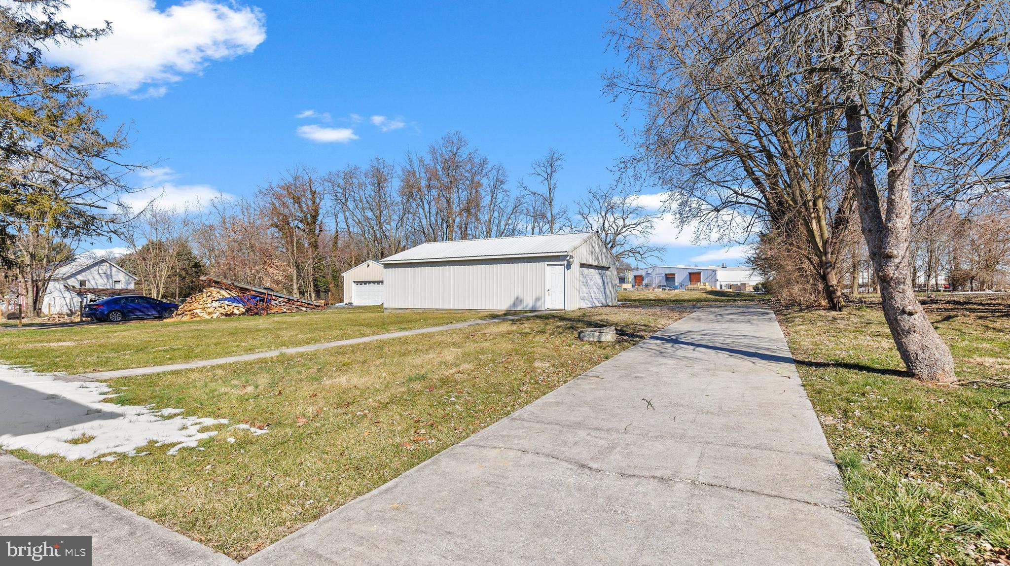 921 STOVERSTOWN ROAD