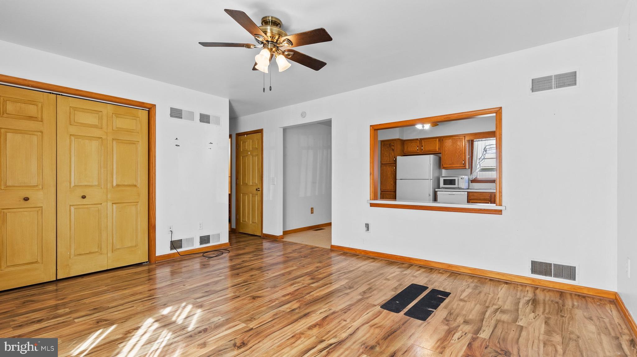 921 STOVERSTOWN ROAD