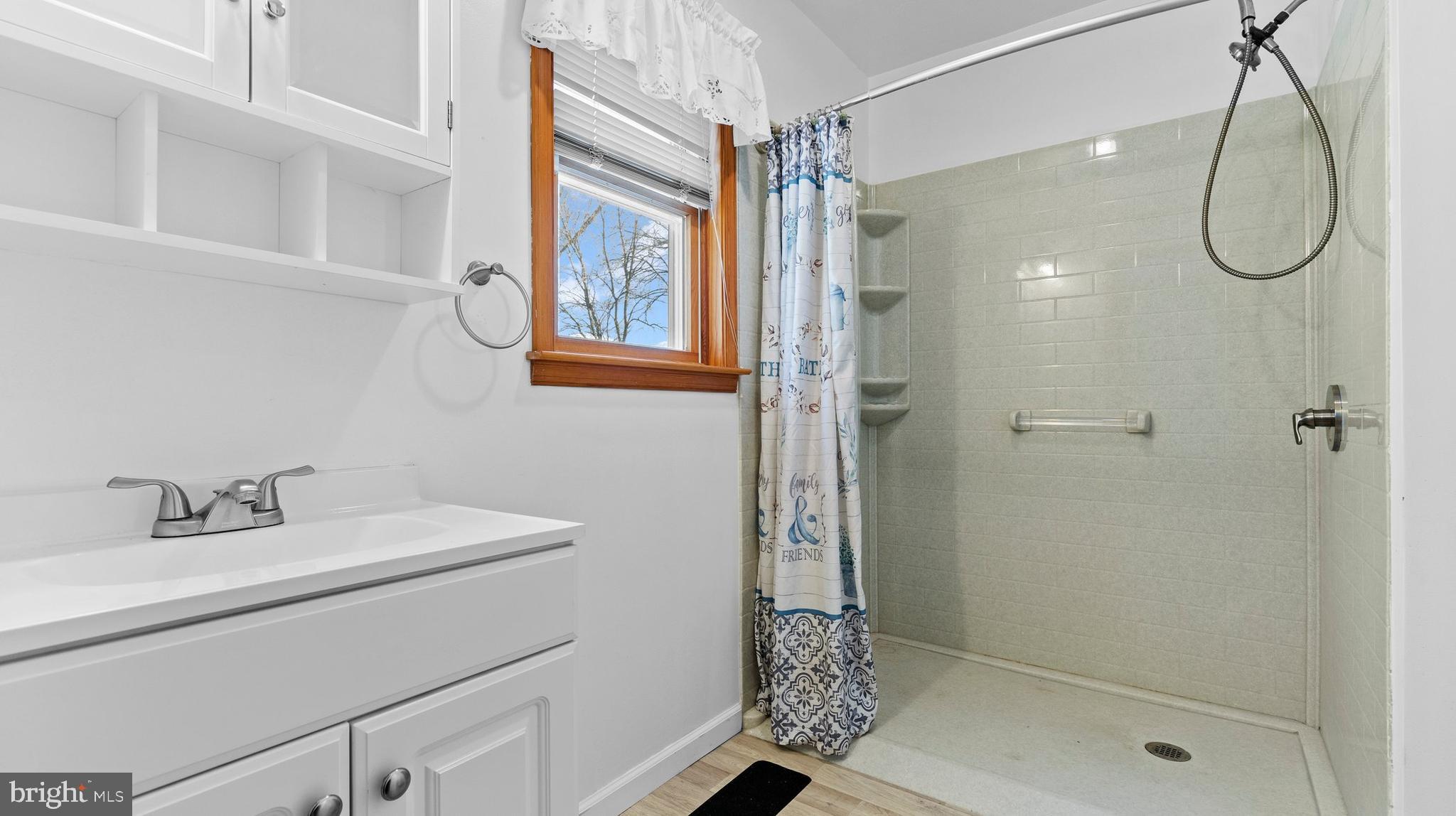 921 STOVERSTOWN ROAD