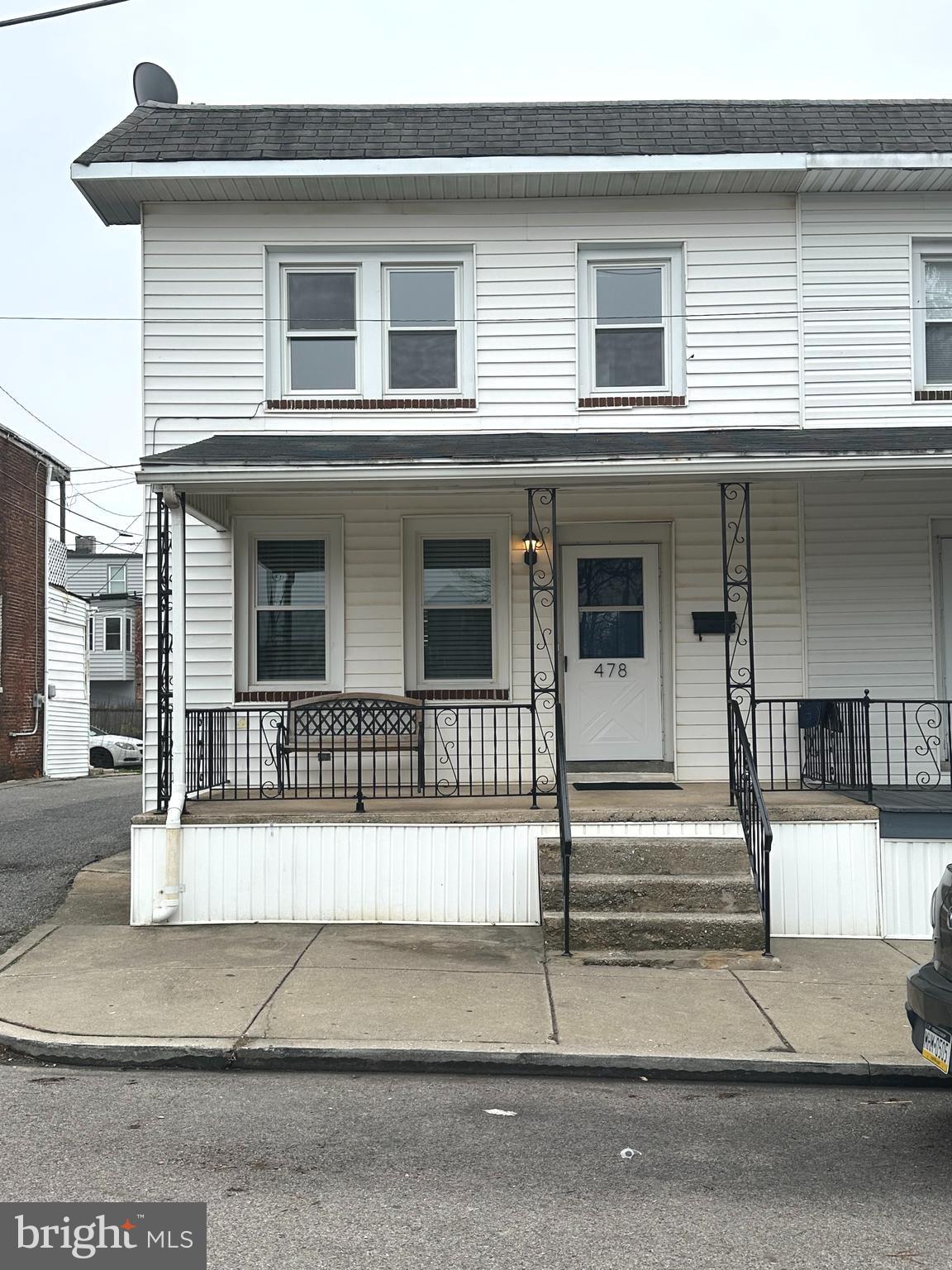 478 WALLACE STREET
