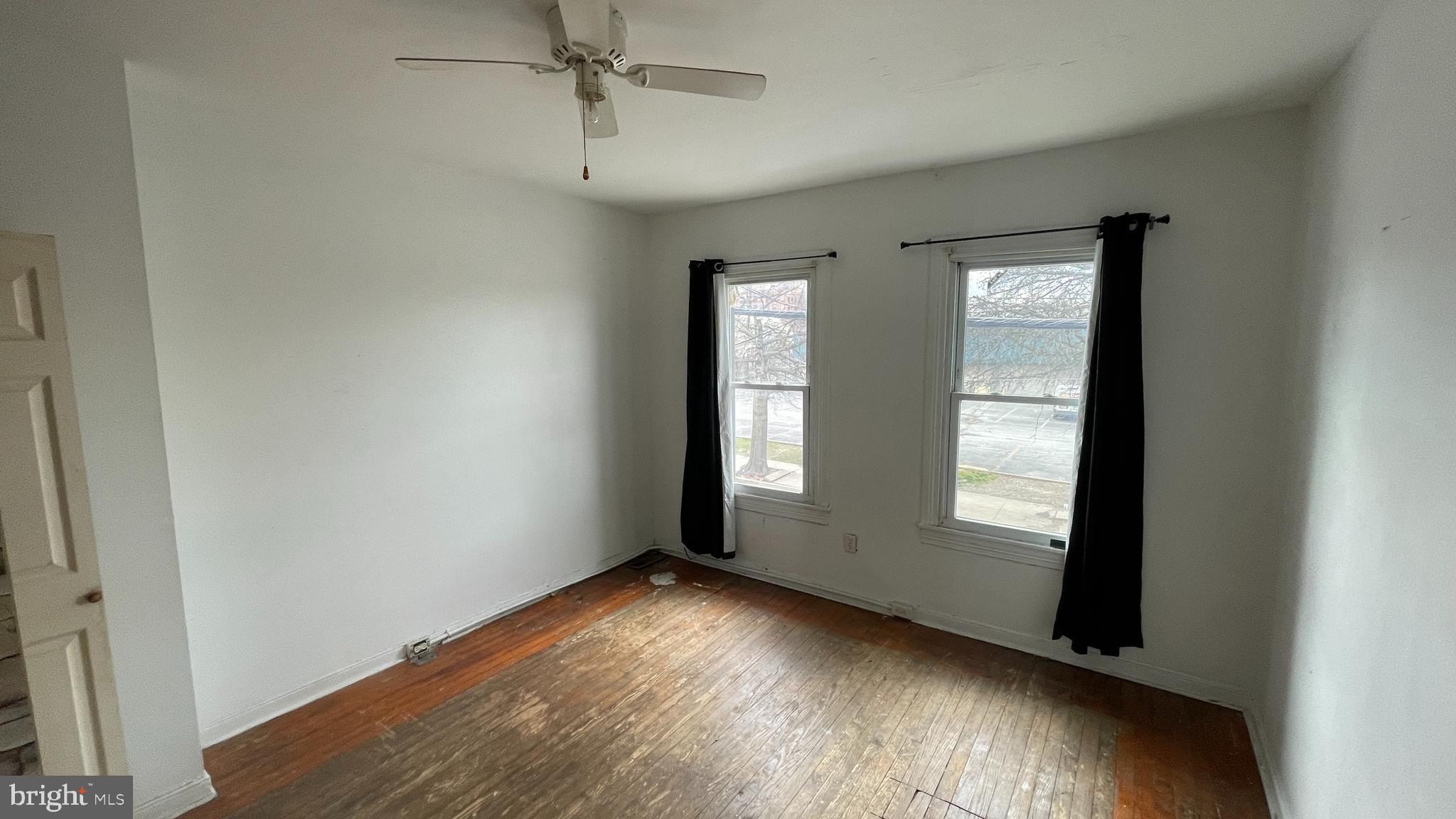 149 N QUEEN STREET