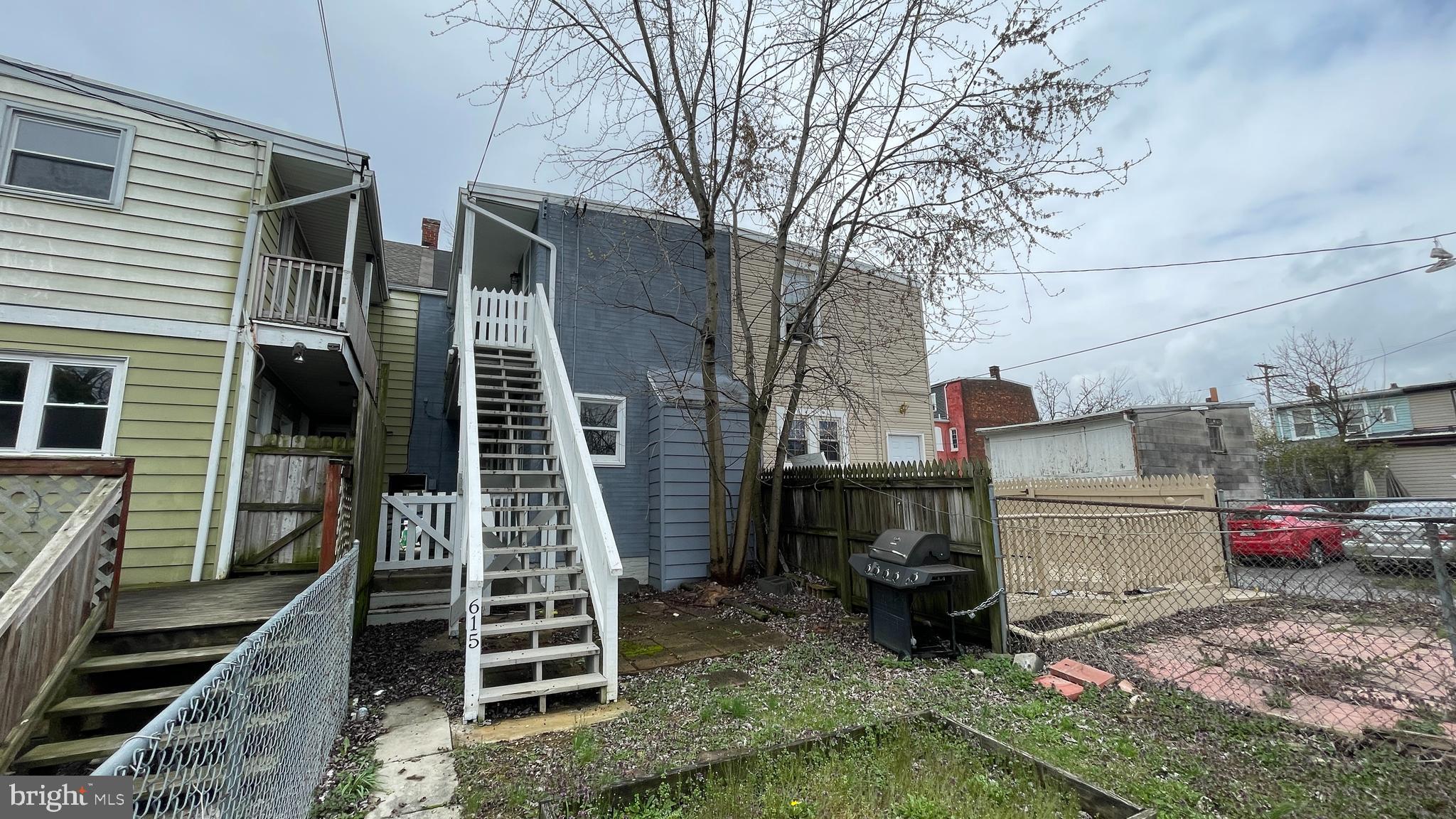 615 E SOUTH STREET