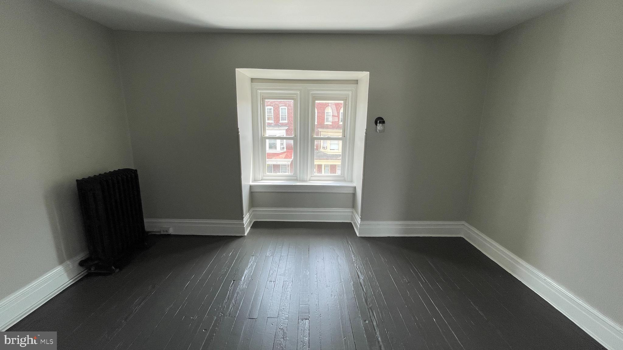 735 W PRINCESS STREET