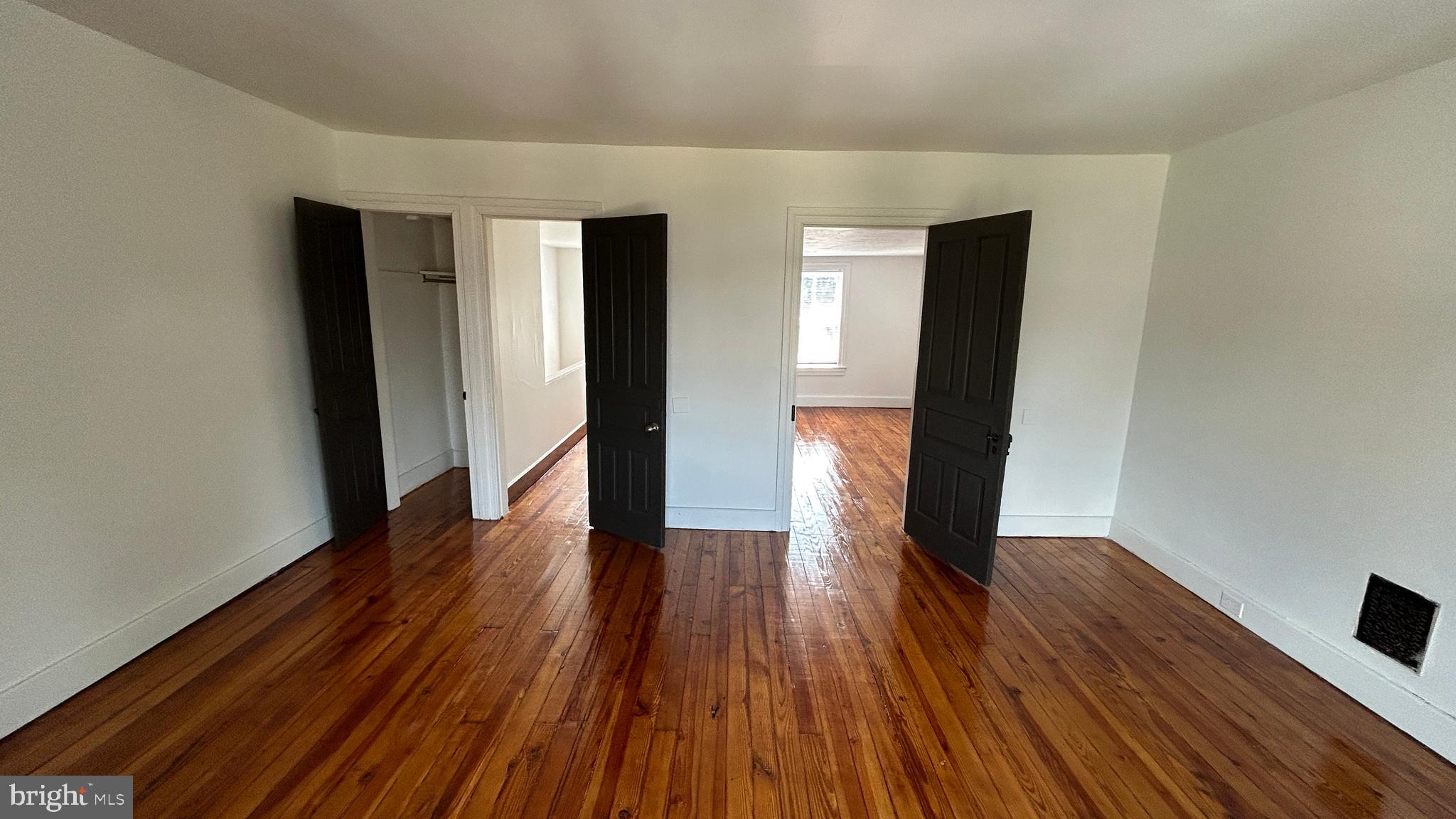 706 ROOSEVELT AVENUE