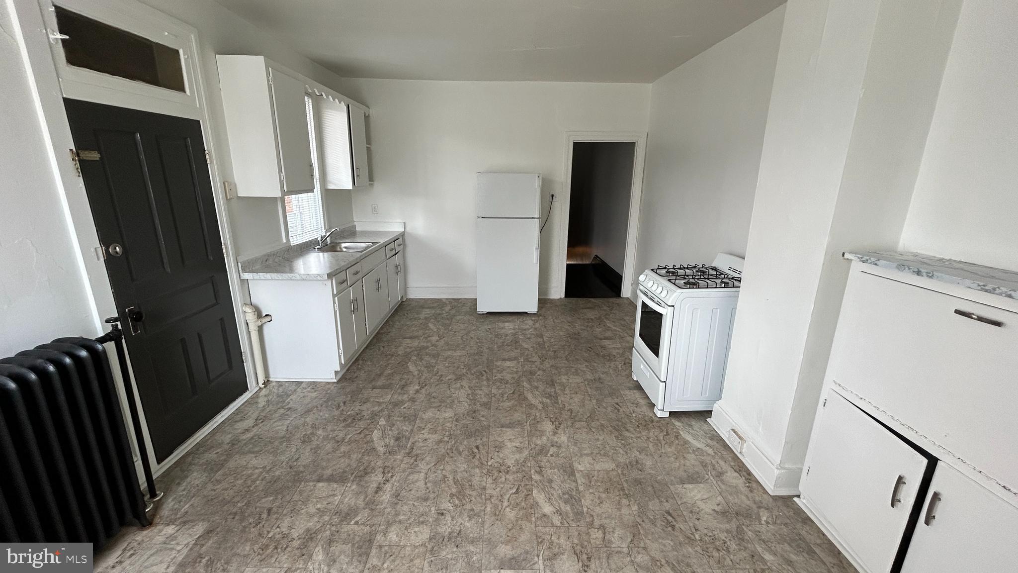 706 ROOSEVELT AVENUE