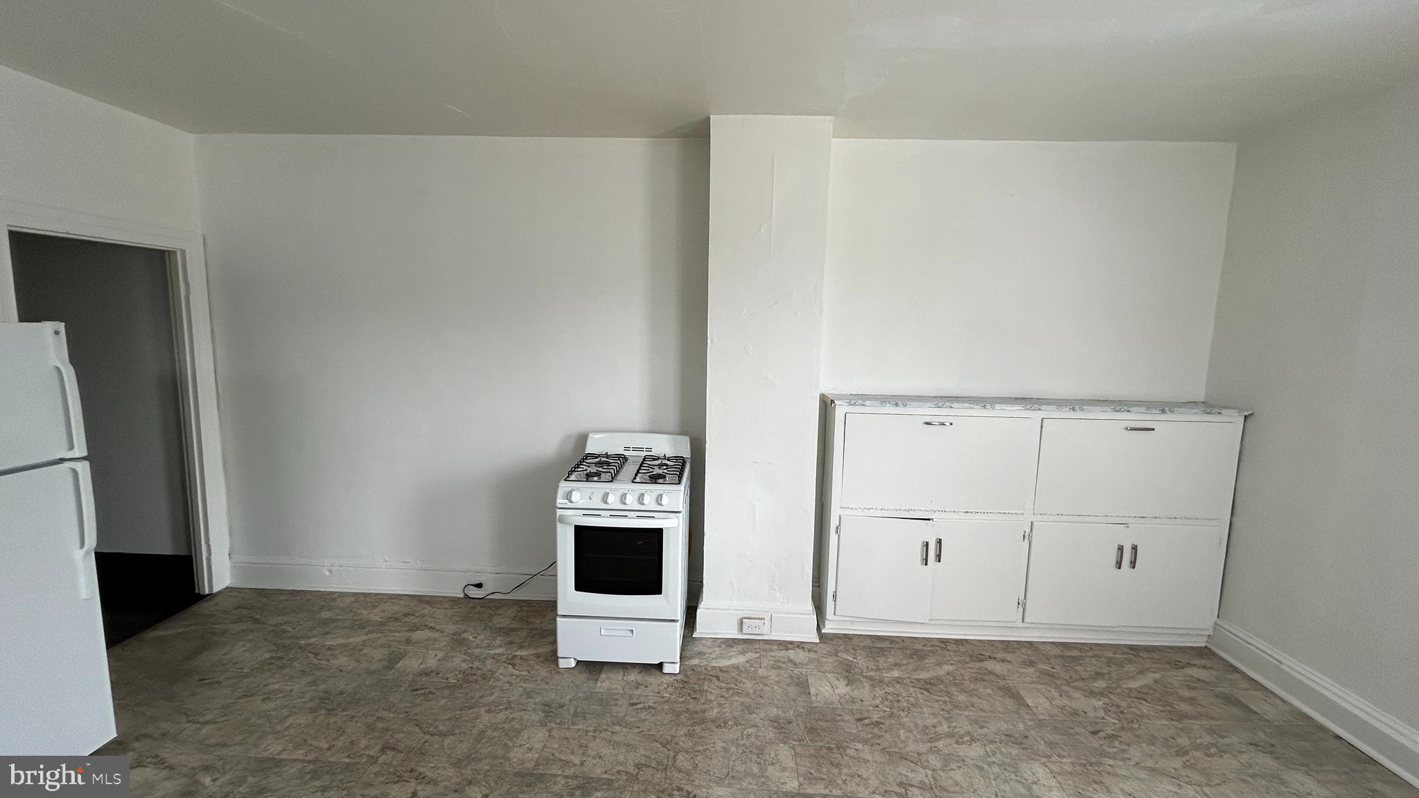 706 ROOSEVELT AVENUE