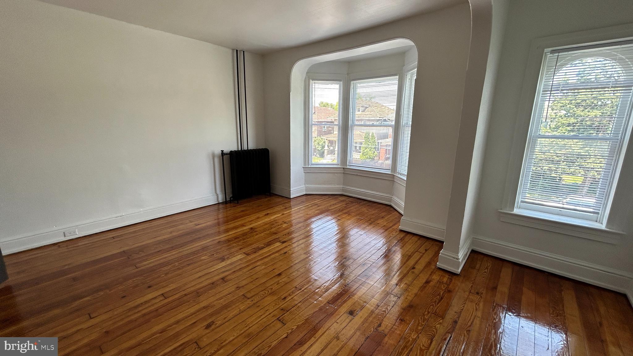 706 ROOSEVELT AVENUE