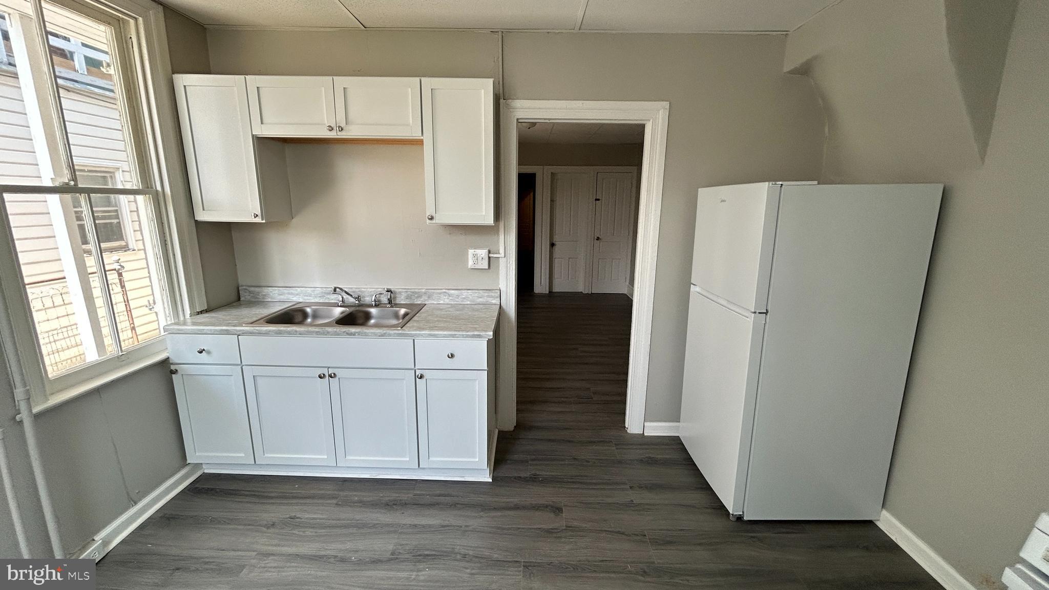 706 ROOSEVELT AVENUE