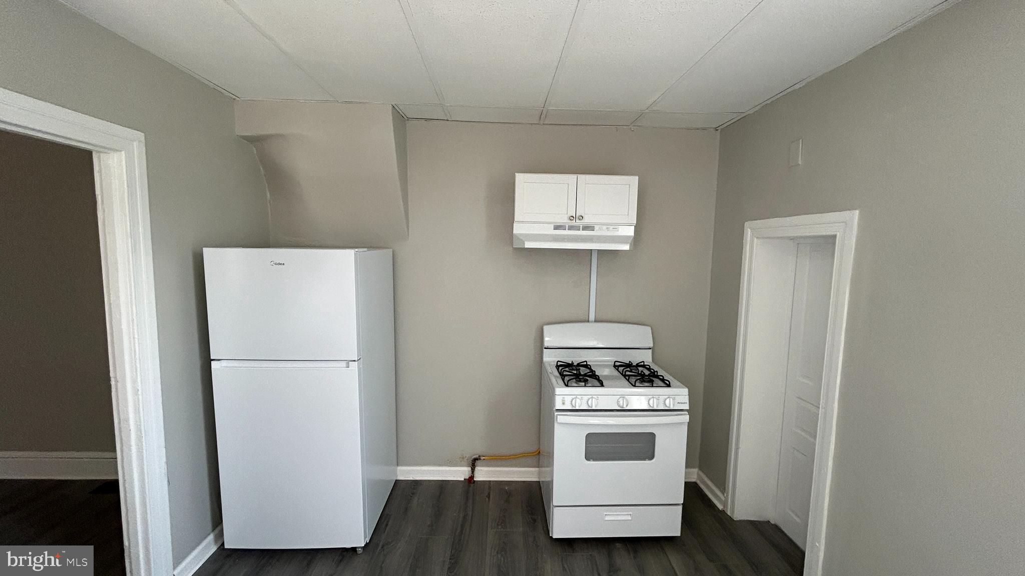 706 ROOSEVELT AVENUE