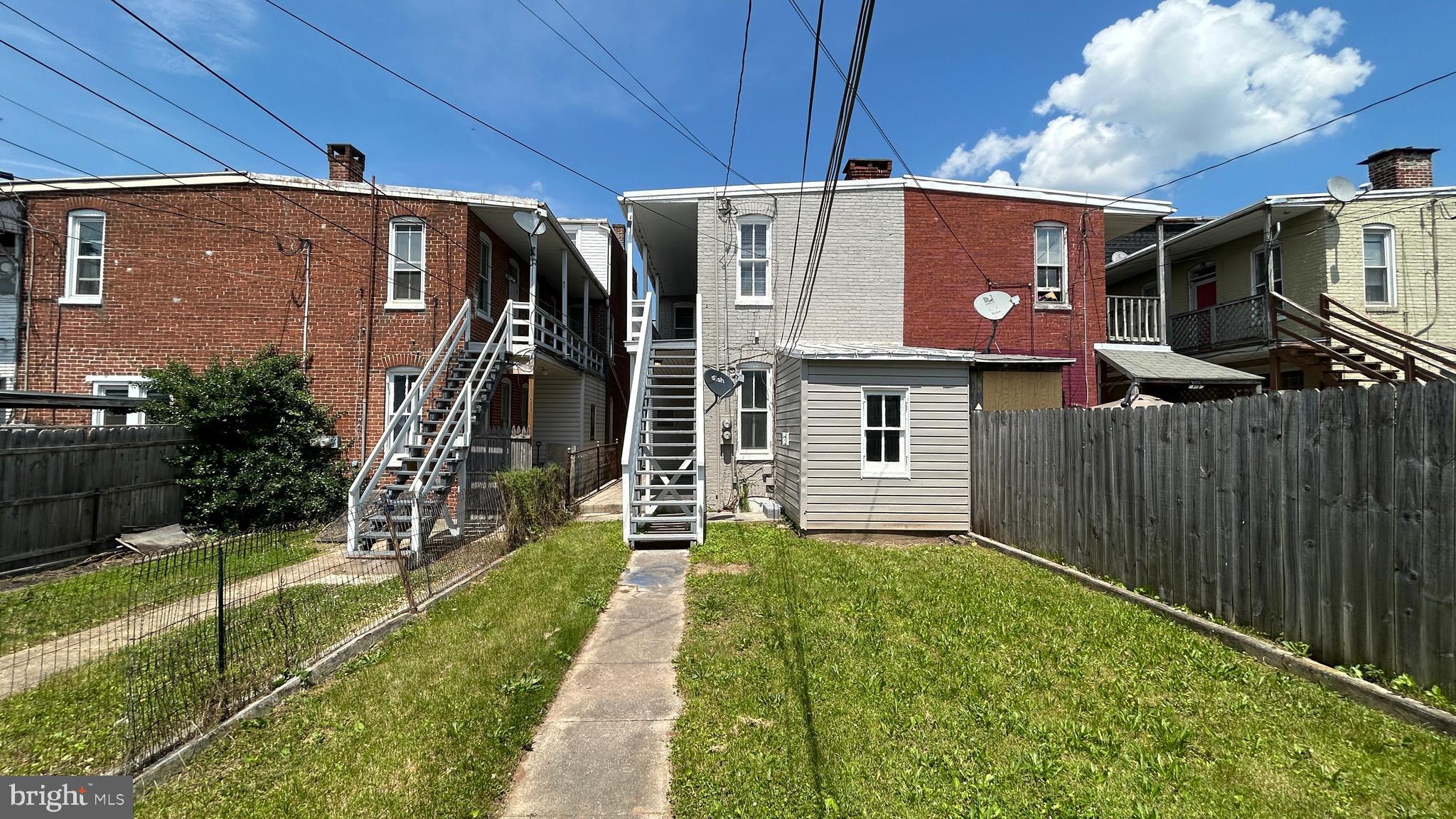 706 ROOSEVELT AVENUE