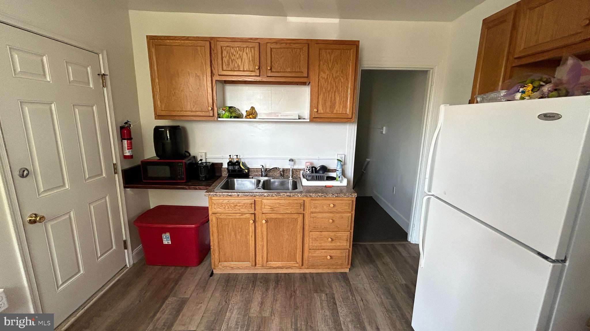 332 W NORTH STREET