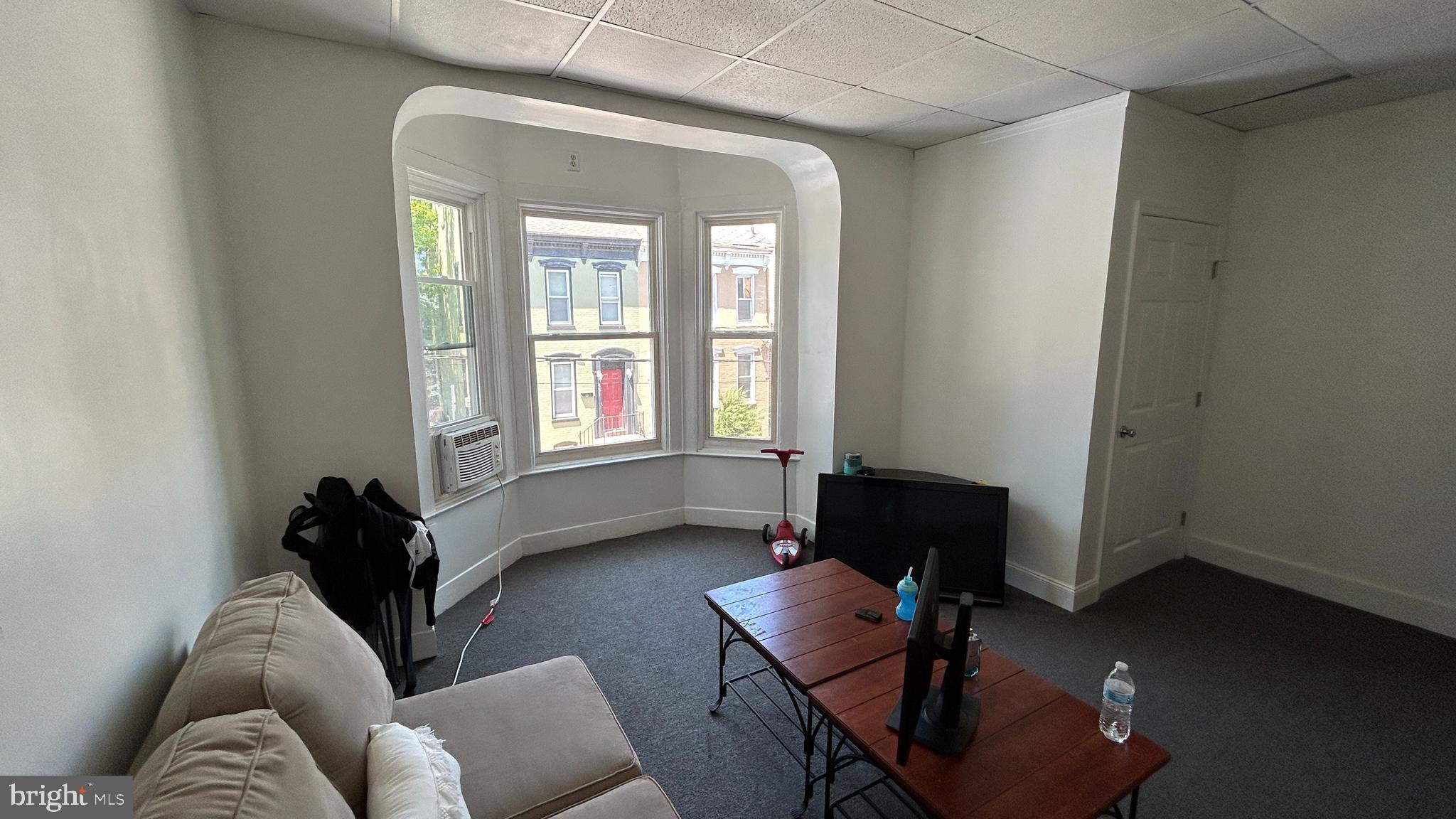 332 W NORTH STREET