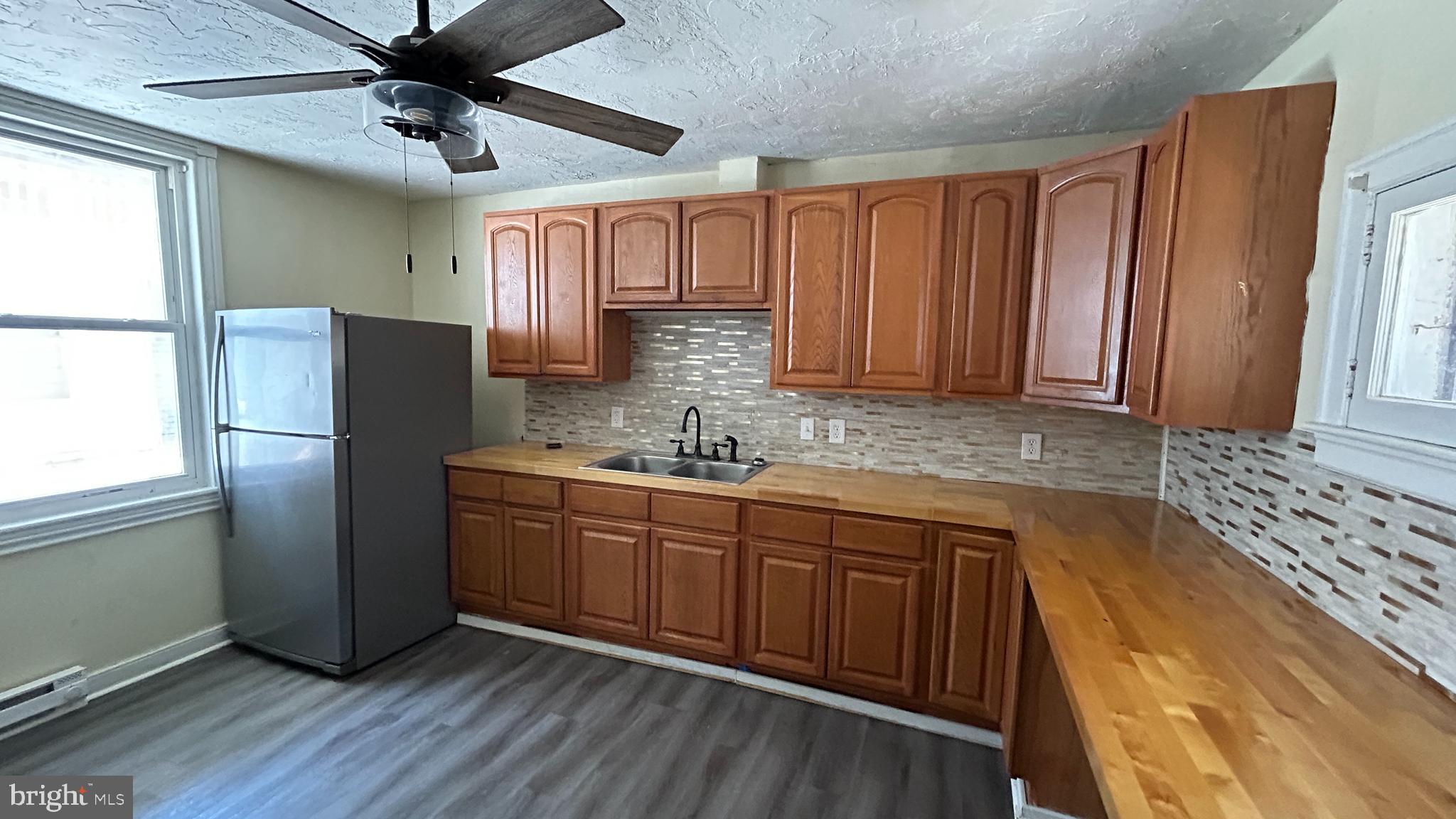 530 W PHILADELPHIA STREET