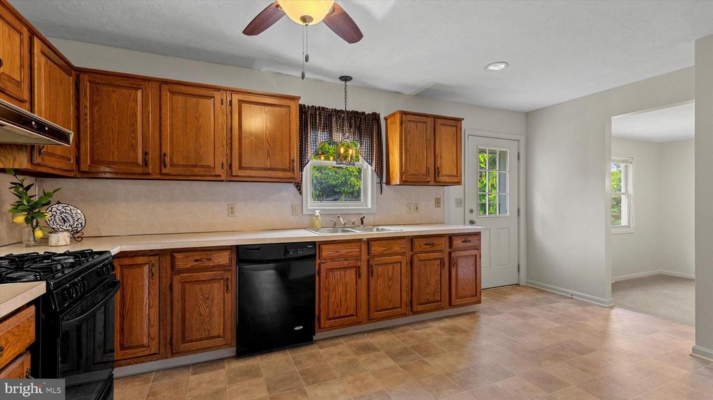 204 TEILA DRIVE 208