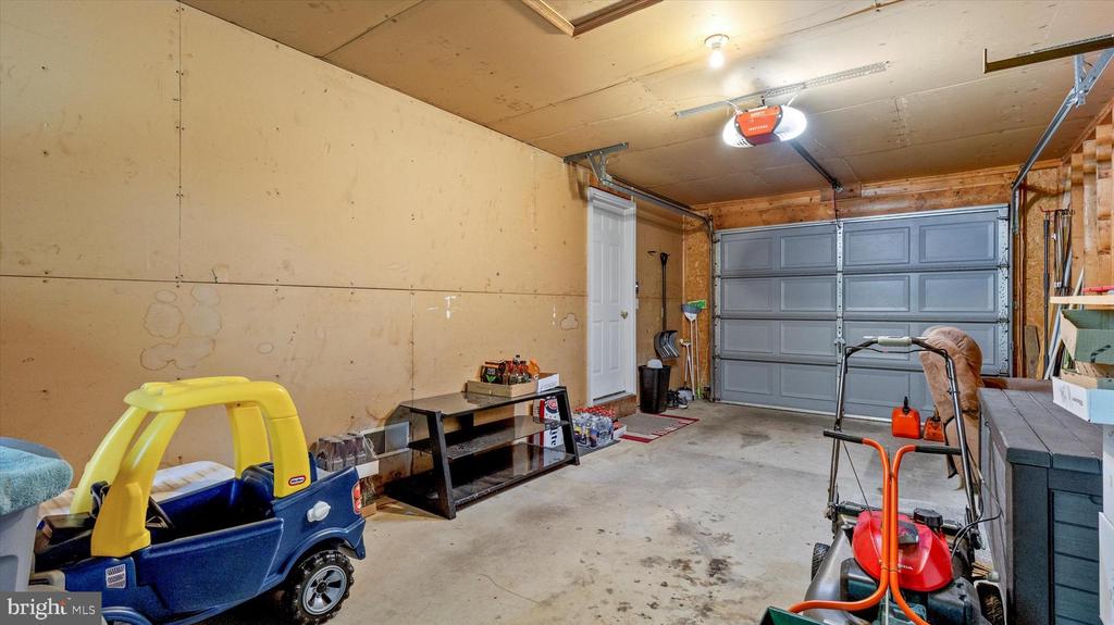 204 TEILA DRIVE 208