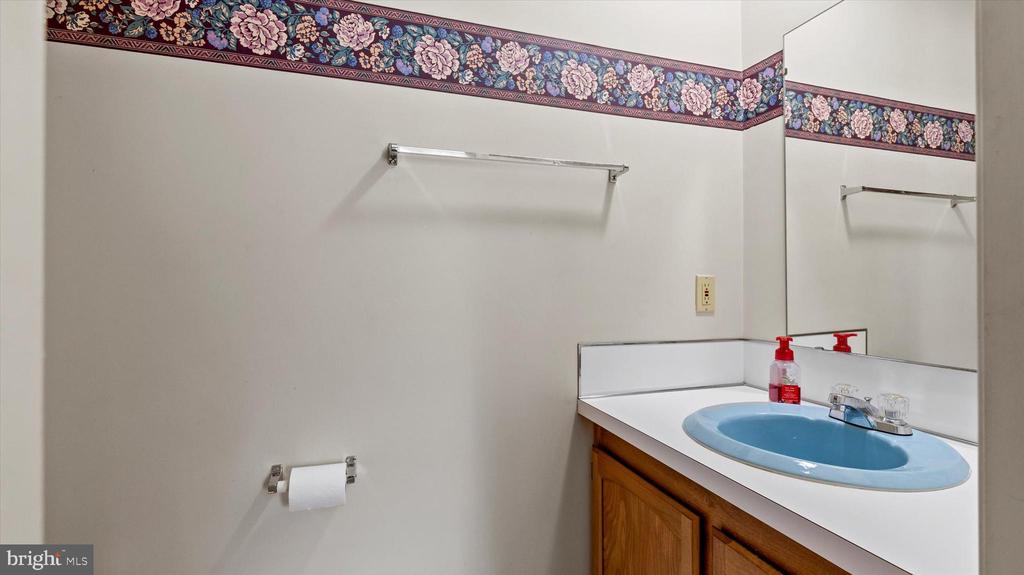 204 TEILA DRIVE 208